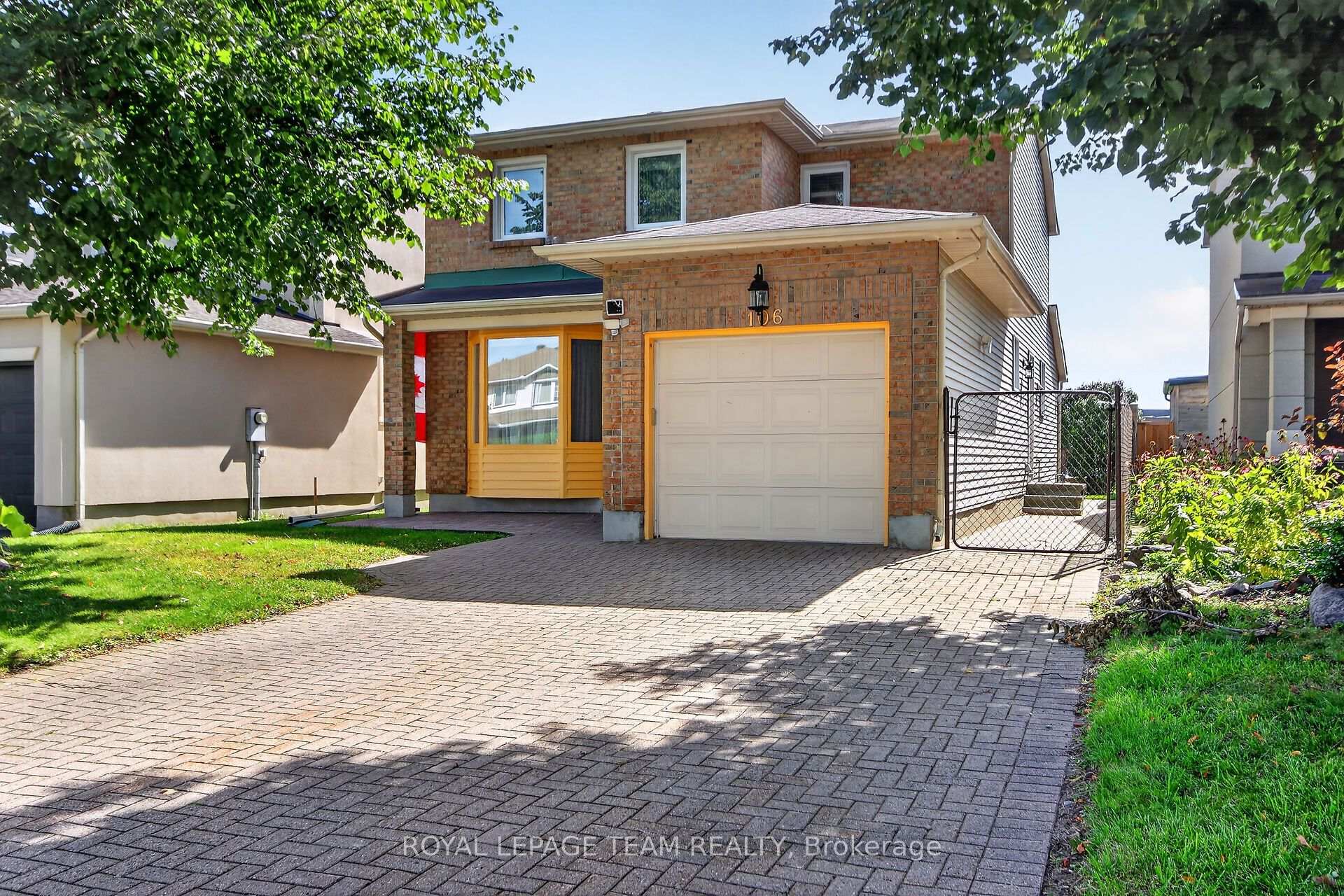 Photo 3 of 106 Four Seasons Drive, Ottawa, Borden Farm/Stewart Farm/Carleton Heights/Parkwood Hills — HOMEH