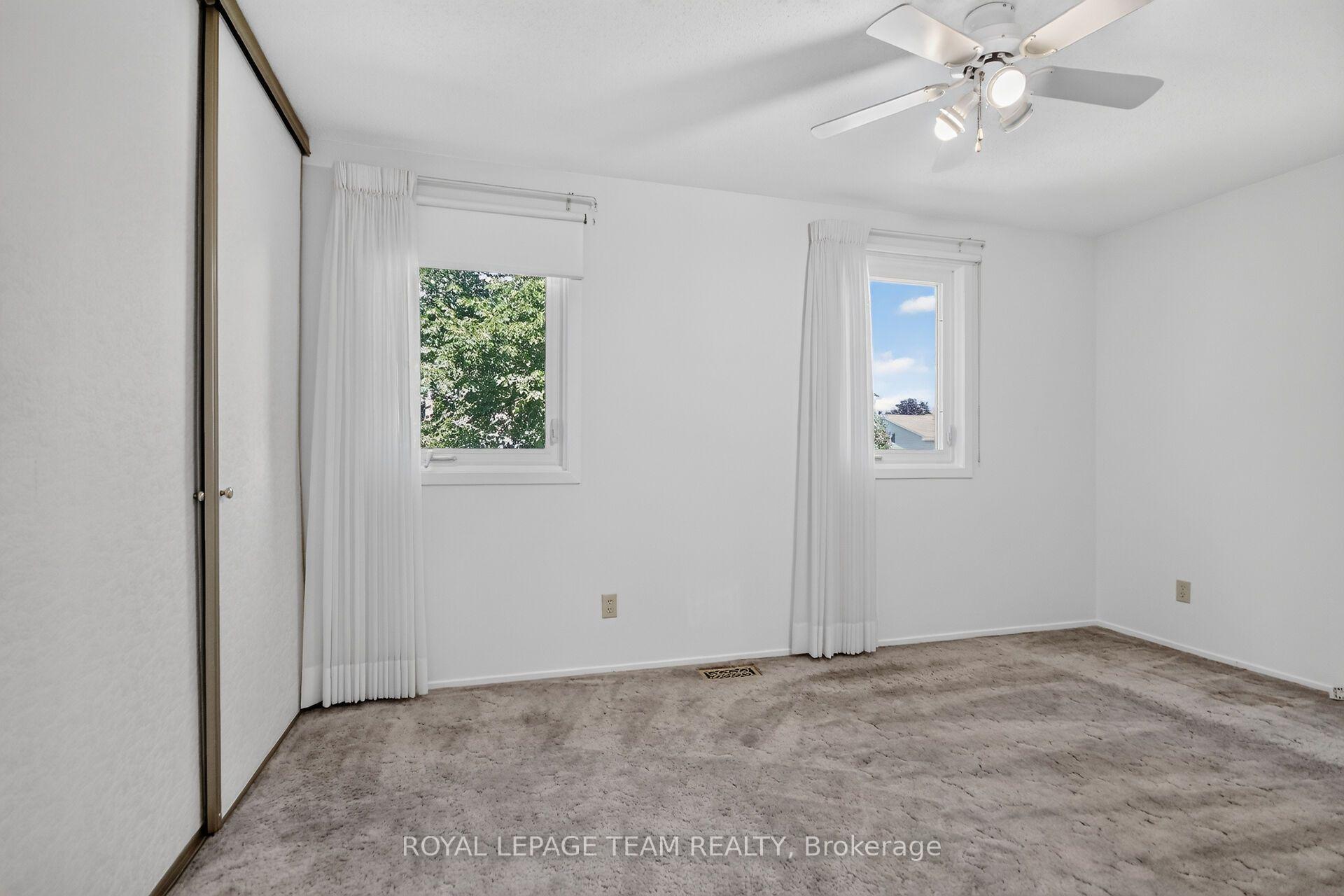 Photo 40 of 106 Four Seasons Drive, Ottawa, Borden Farm/Stewart Farm/Carleton Heights/Parkwood Hills — HOMEH