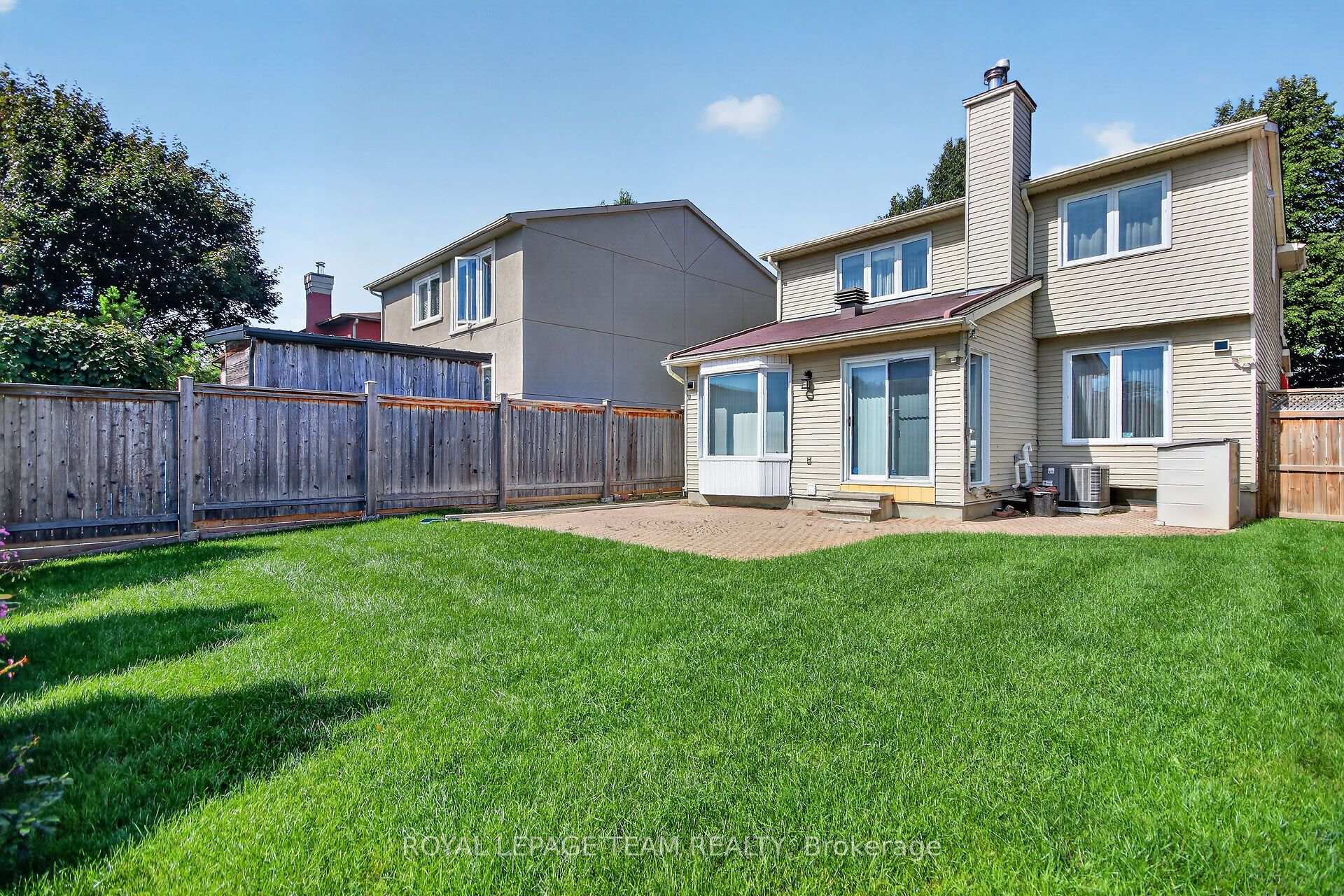 Photo 47 of 106 Four Seasons Drive, Ottawa, Borden Farm/Stewart Farm/Carleton Heights/Parkwood Hills — HOMEH