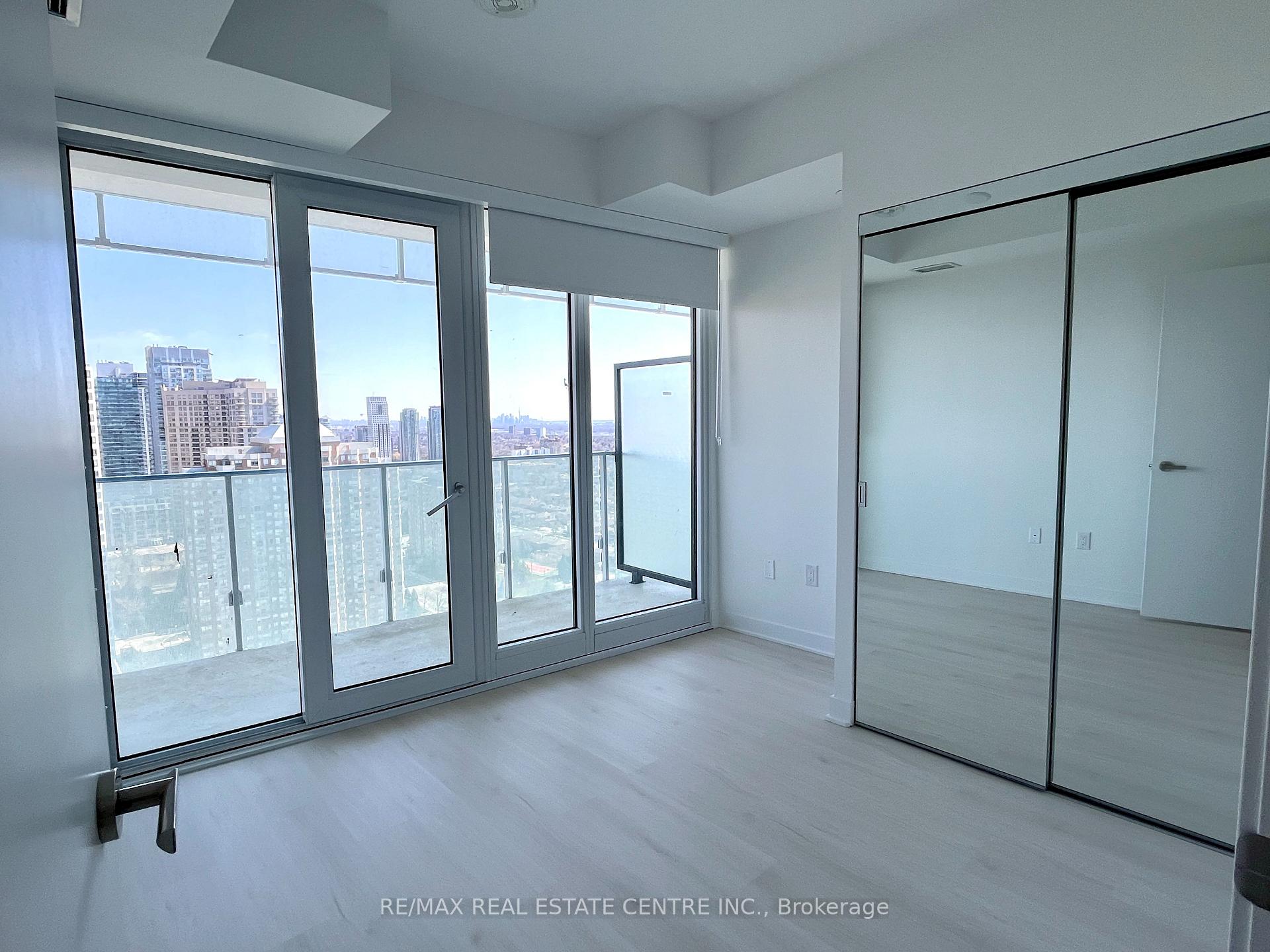 Photo 9 of Unit 2202, 3900 confederation Parkway, Mississauga, City Centre — HOMEH