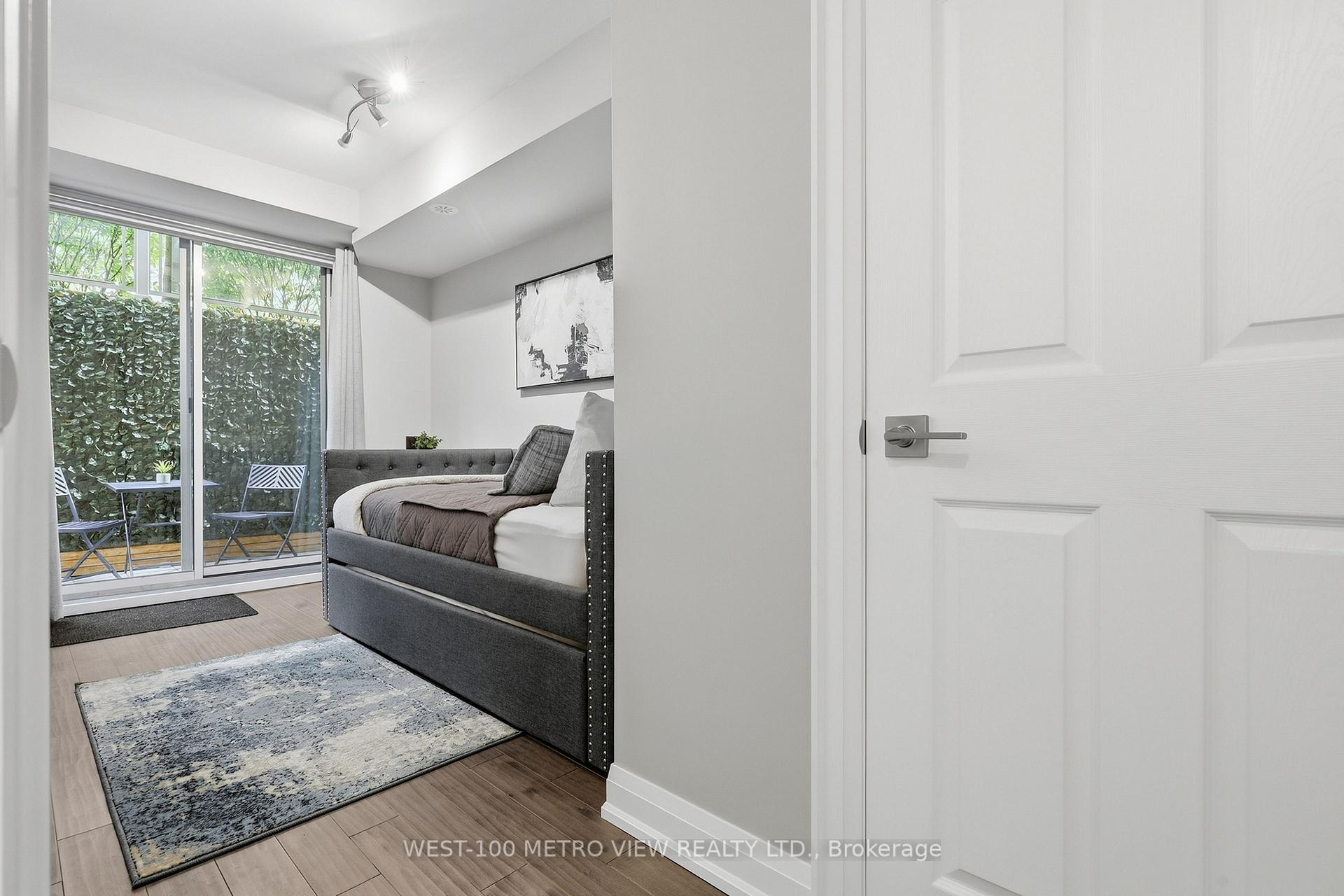 Photo 11 of Unit 102, 3 Applewood Lane, Etobicoke, Etobicoke West Mall — HOMEH