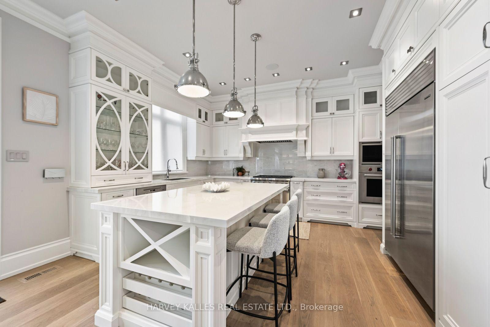Photo 9 of 523 Vesta Drive, Toronto, Forest Hill South — HOMEH