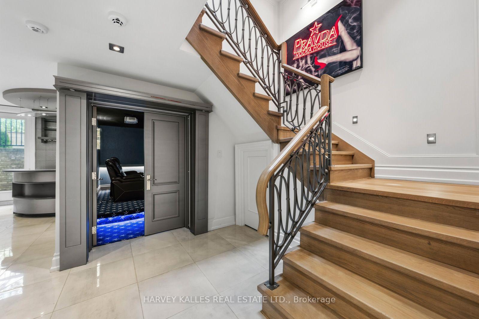 Photo 36 of 523 Vesta Drive, Toronto, Forest Hill South — HOMEH