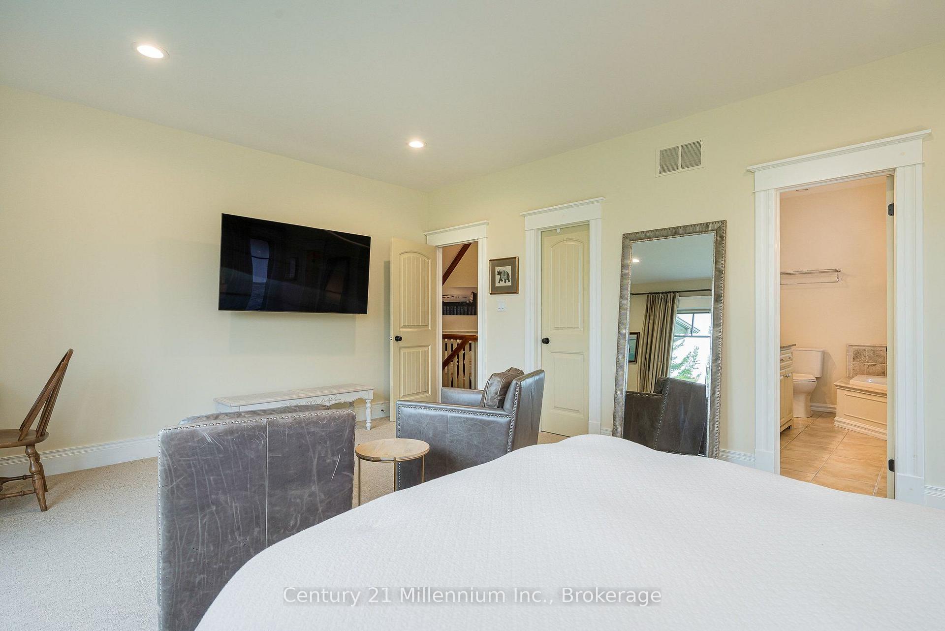Photo 24 of 133 East Ridge Drive, Blue Mountains — HOMEH
