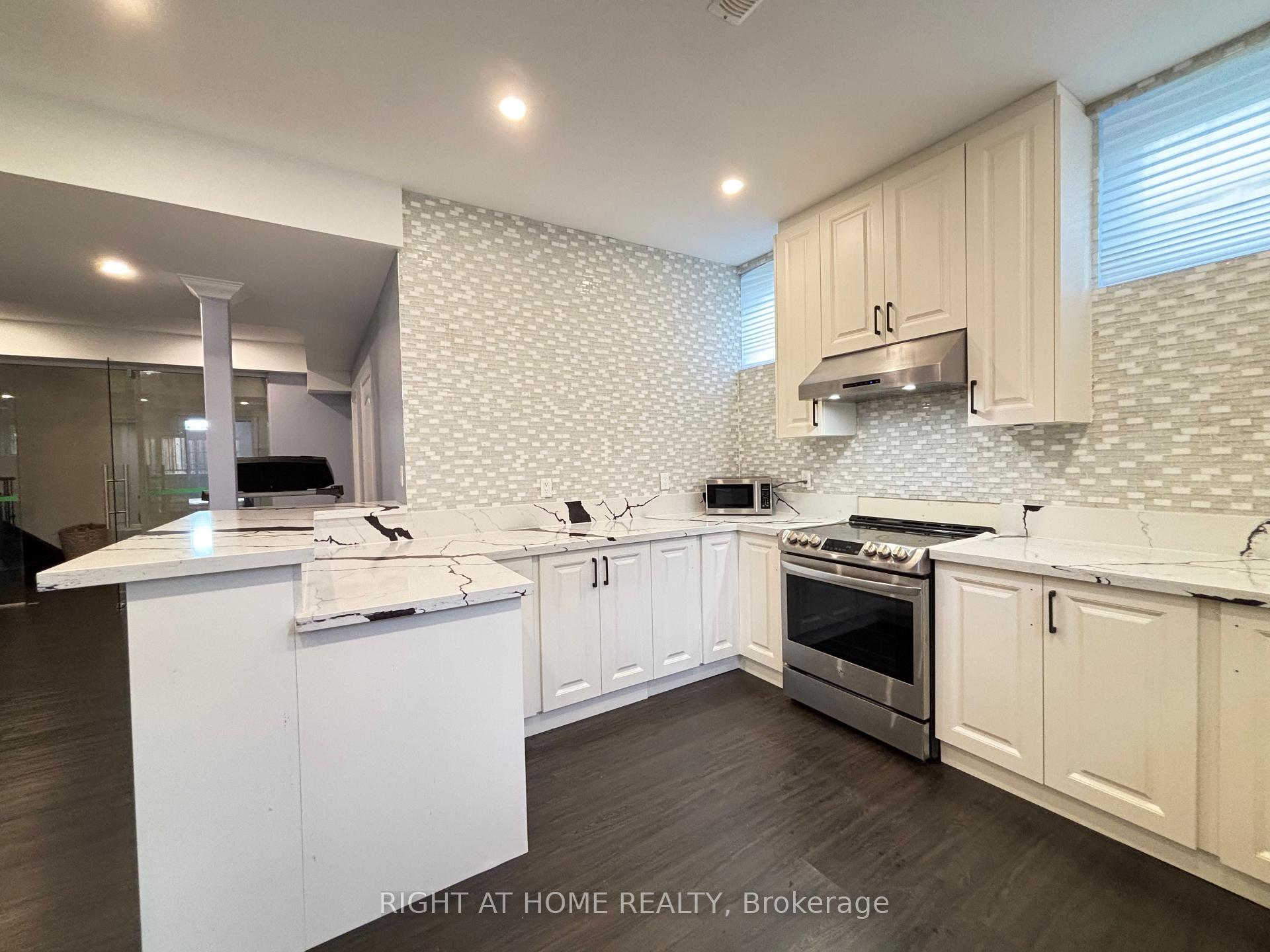 Photo 11 of Unit Basement, 33 Heintzman Crescent, Vaughan, Patterson — HOMEH
