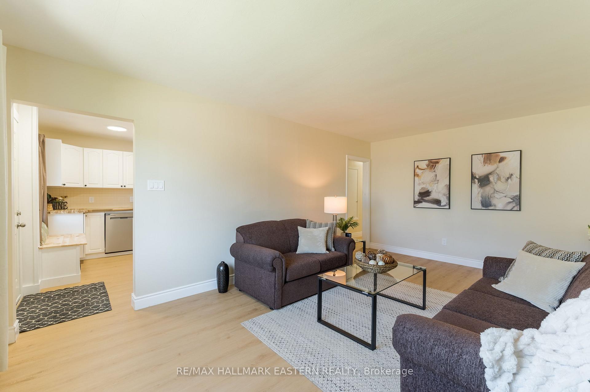 Photo 15 of 847 St Mary's Street, Peterborough, Otonabee Ward 1 — HOMEH