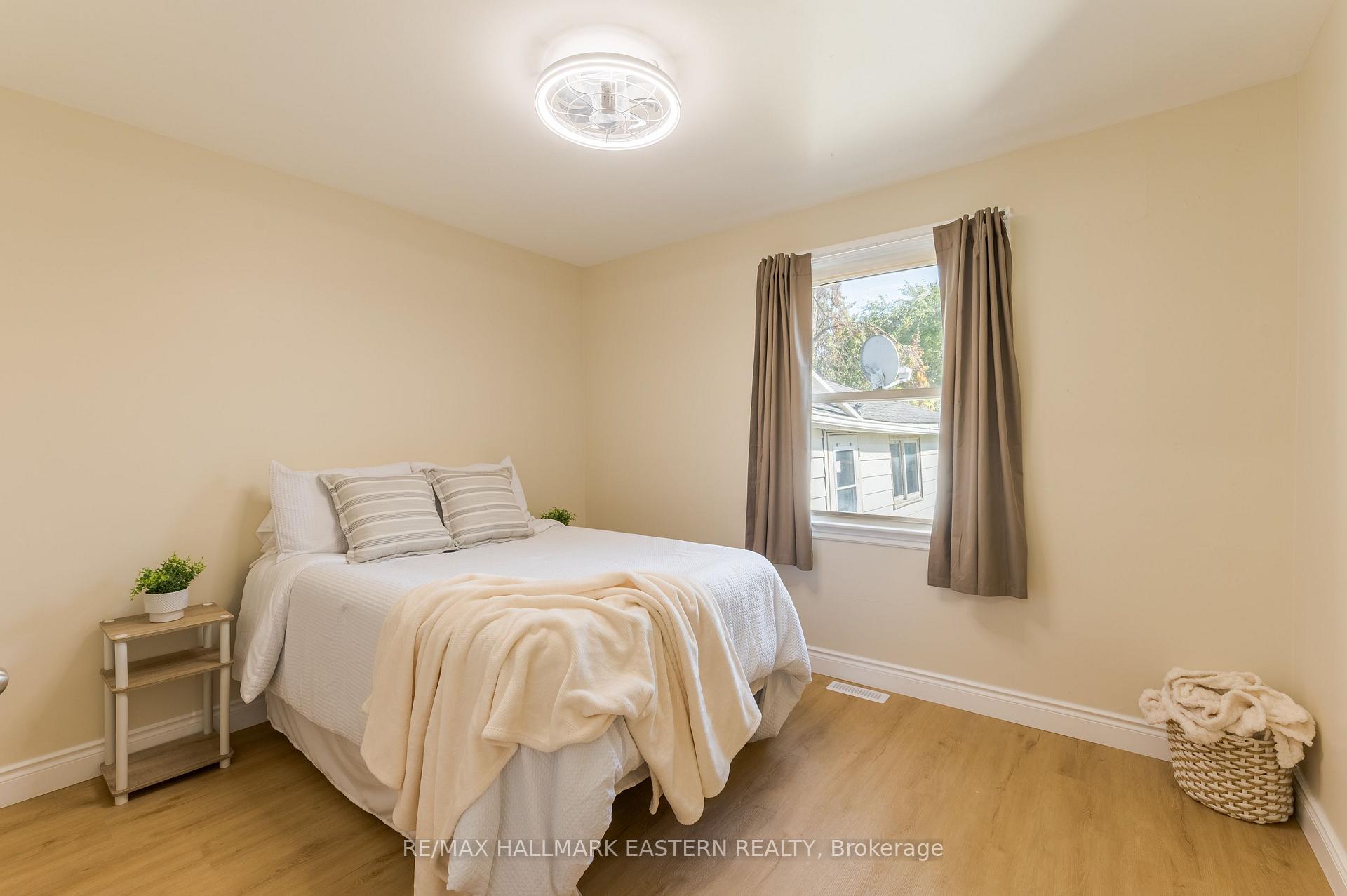 Photo 26 of 847 St Mary's Street, Peterborough, Otonabee Ward 1 — HOMEH