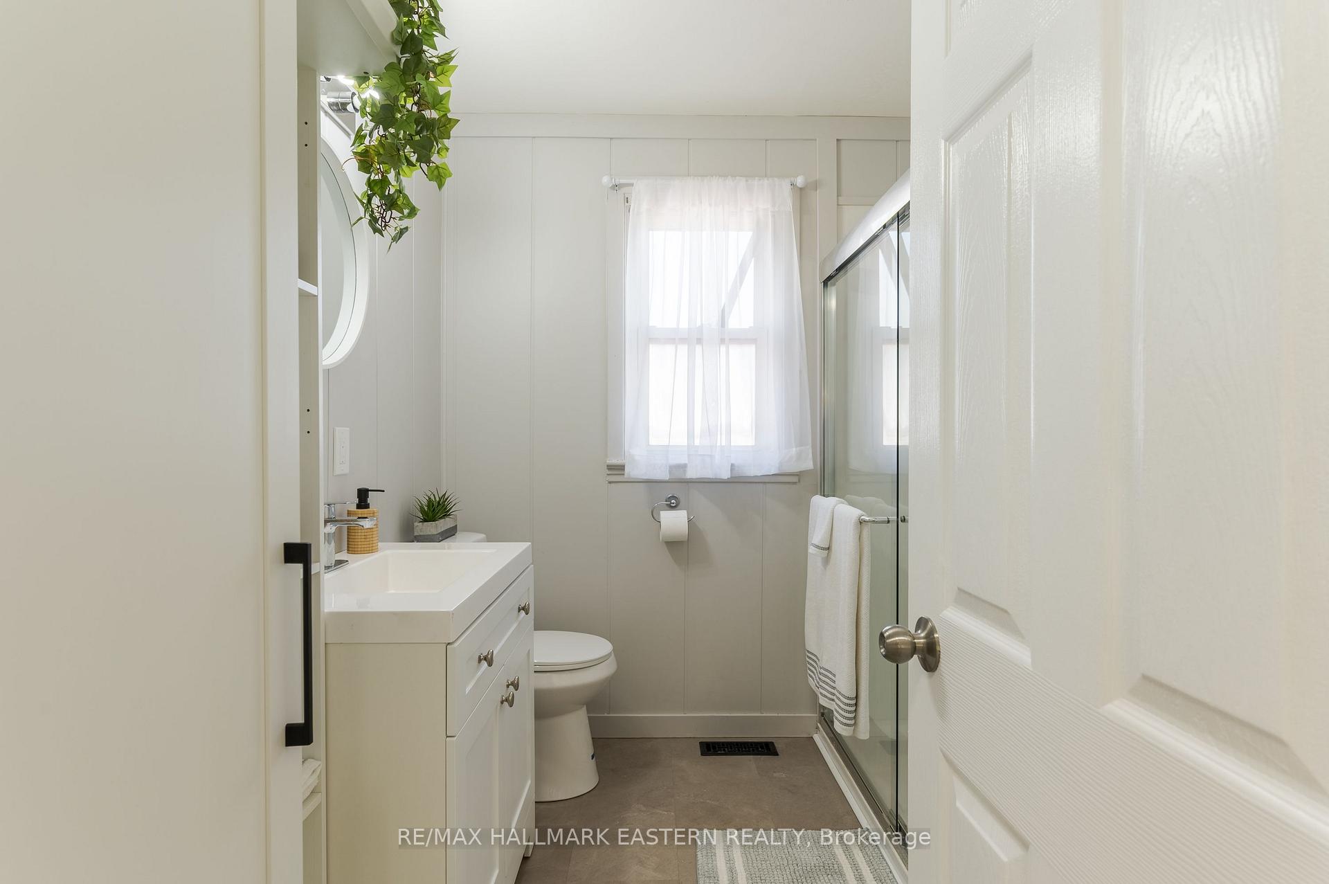 Photo 29 of 847 St Mary's Street, Peterborough, Otonabee Ward 1 — HOMEH