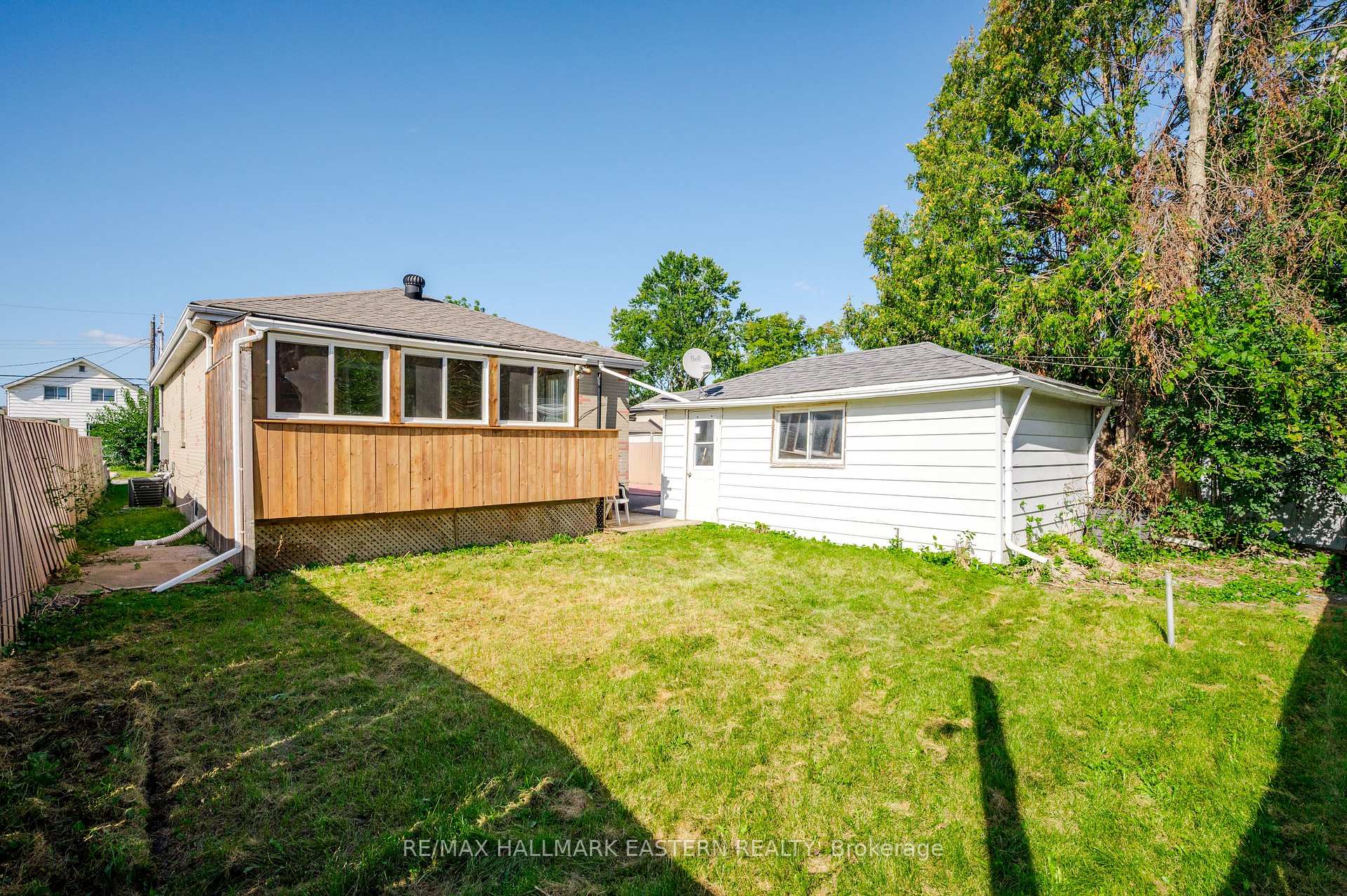 Photo 45 of 847 St Mary's Street, Peterborough, Otonabee Ward 1 — HOMEH