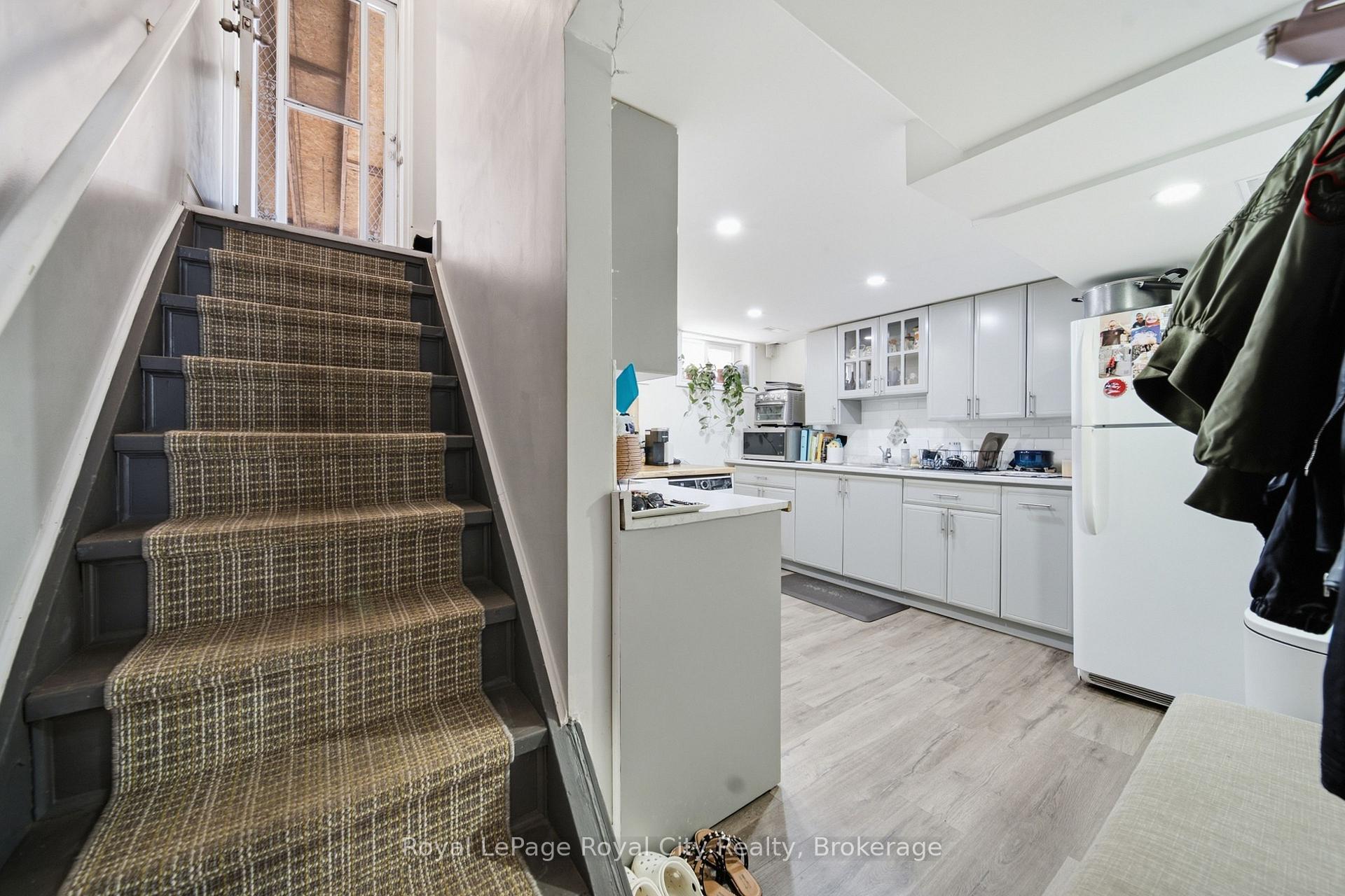 Photo 15 of 164 Waverley Drive, Guelph, Riverside Park — HOMEH