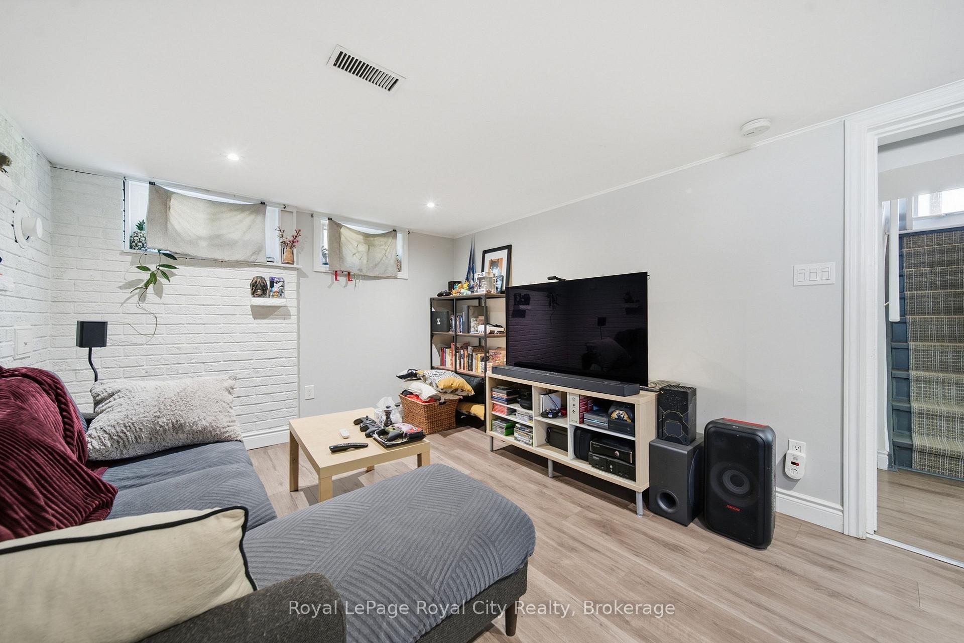 Photo 21 of 164 Waverley Drive, Guelph, Riverside Park — HOMEH
