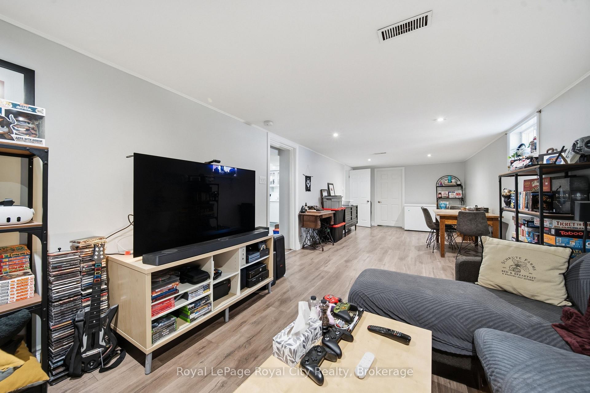 Photo 22 of 164 Waverley Drive, Guelph, Riverside Park — HOMEH