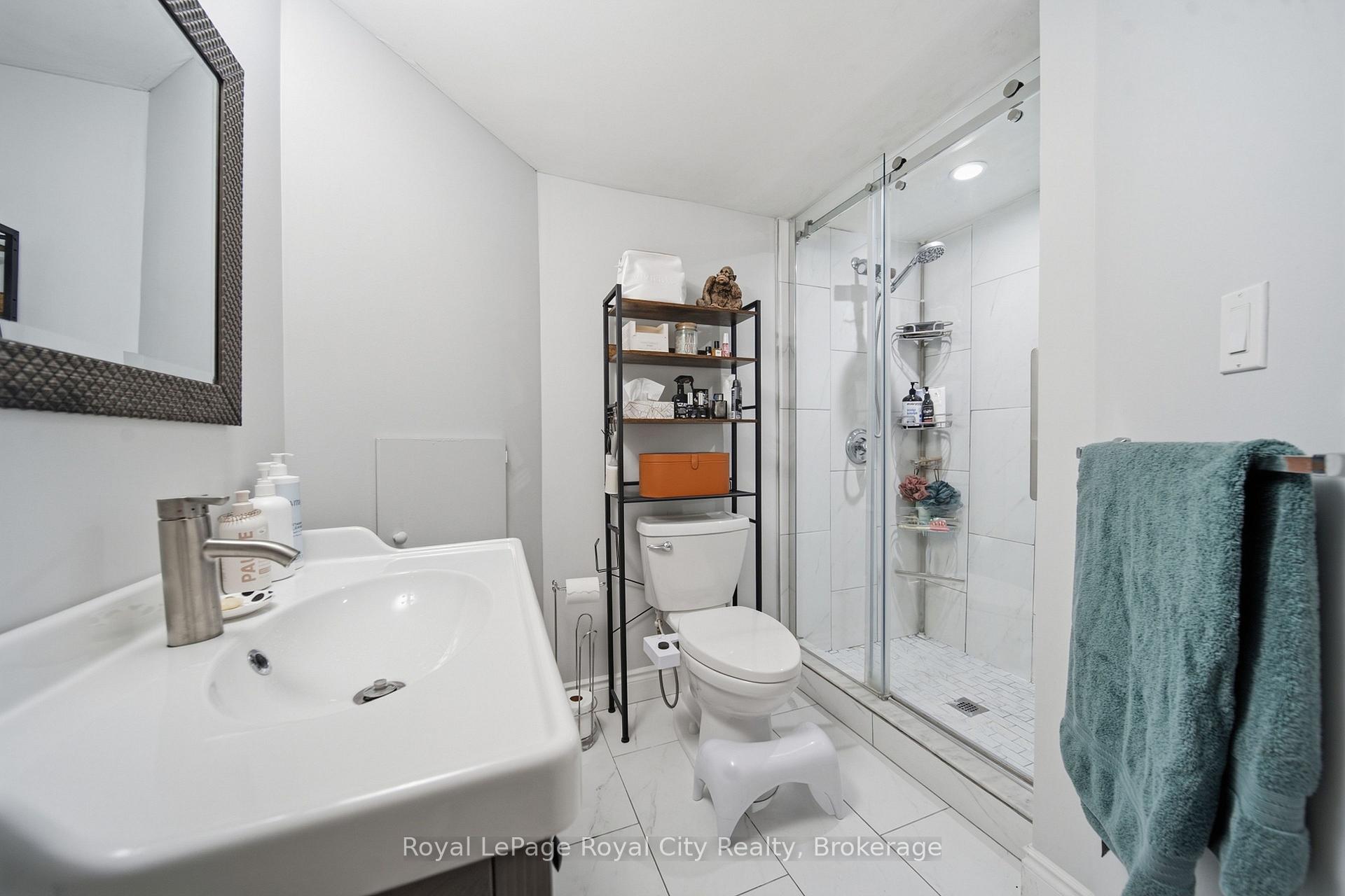 Photo 25 of 164 Waverley Drive, Guelph, Riverside Park — HOMEH