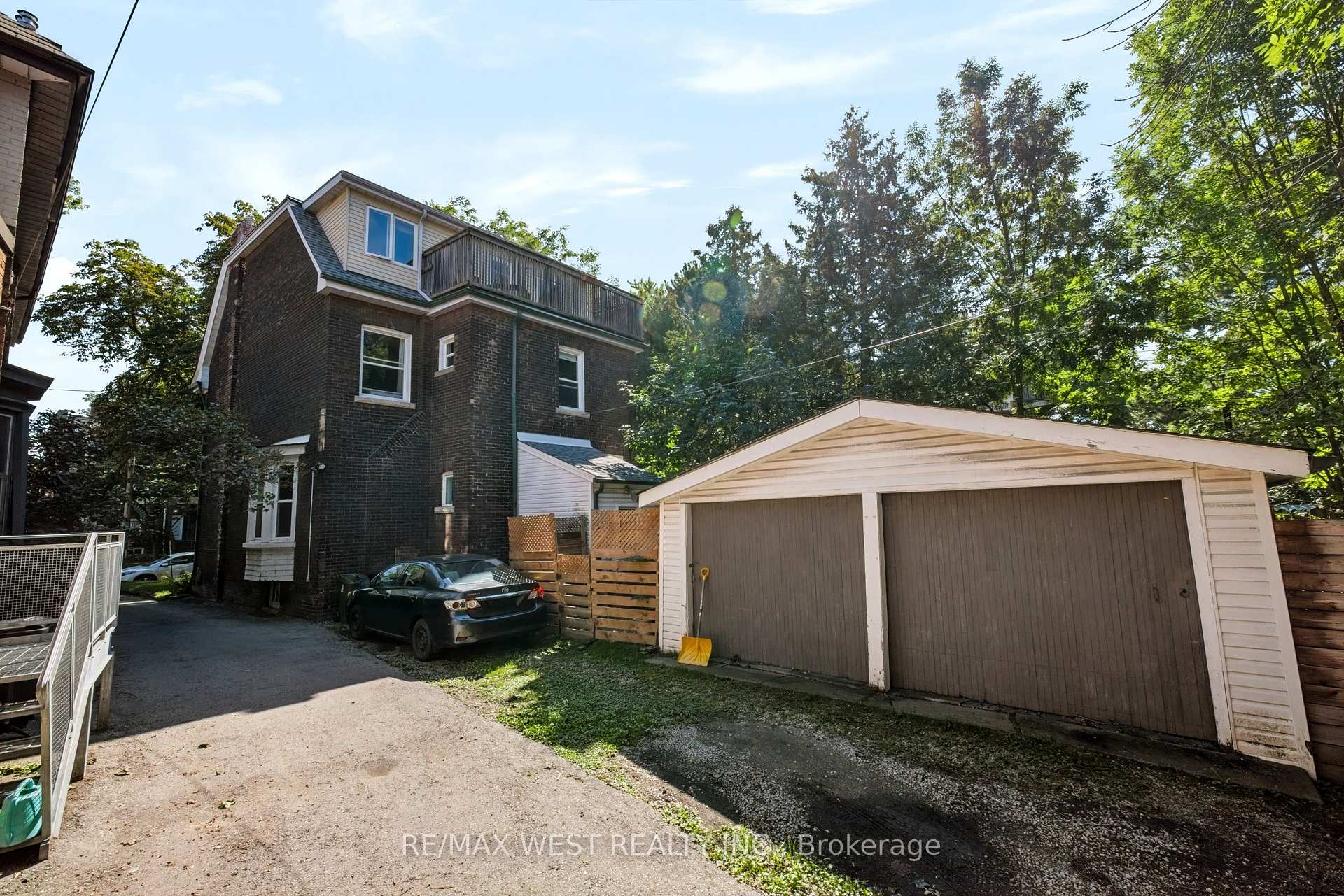 Photo 4 of 68 Beaty Avenue, Toronto, South Parkdale — HOMEH