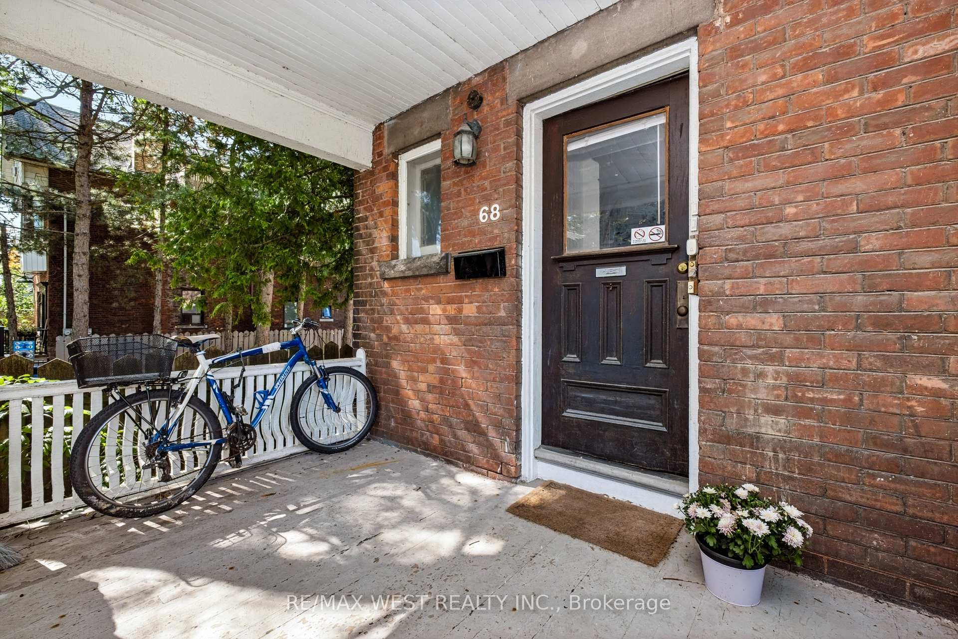 Photo 5 of 68 Beaty Avenue, Toronto, South Parkdale — HOMEH