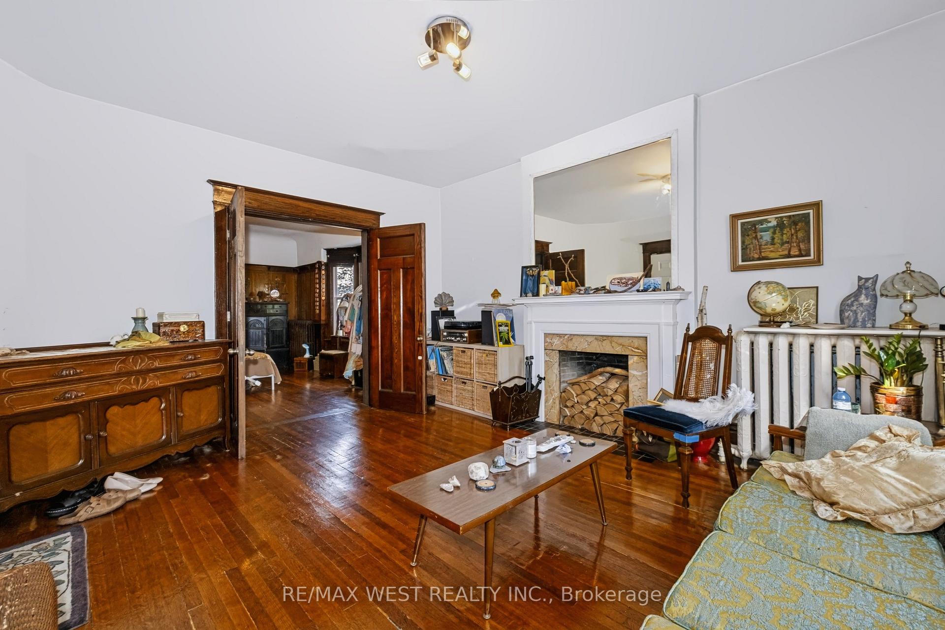 Photo 11 of 68 Beaty Avenue, Toronto, South Parkdale — HOMEH