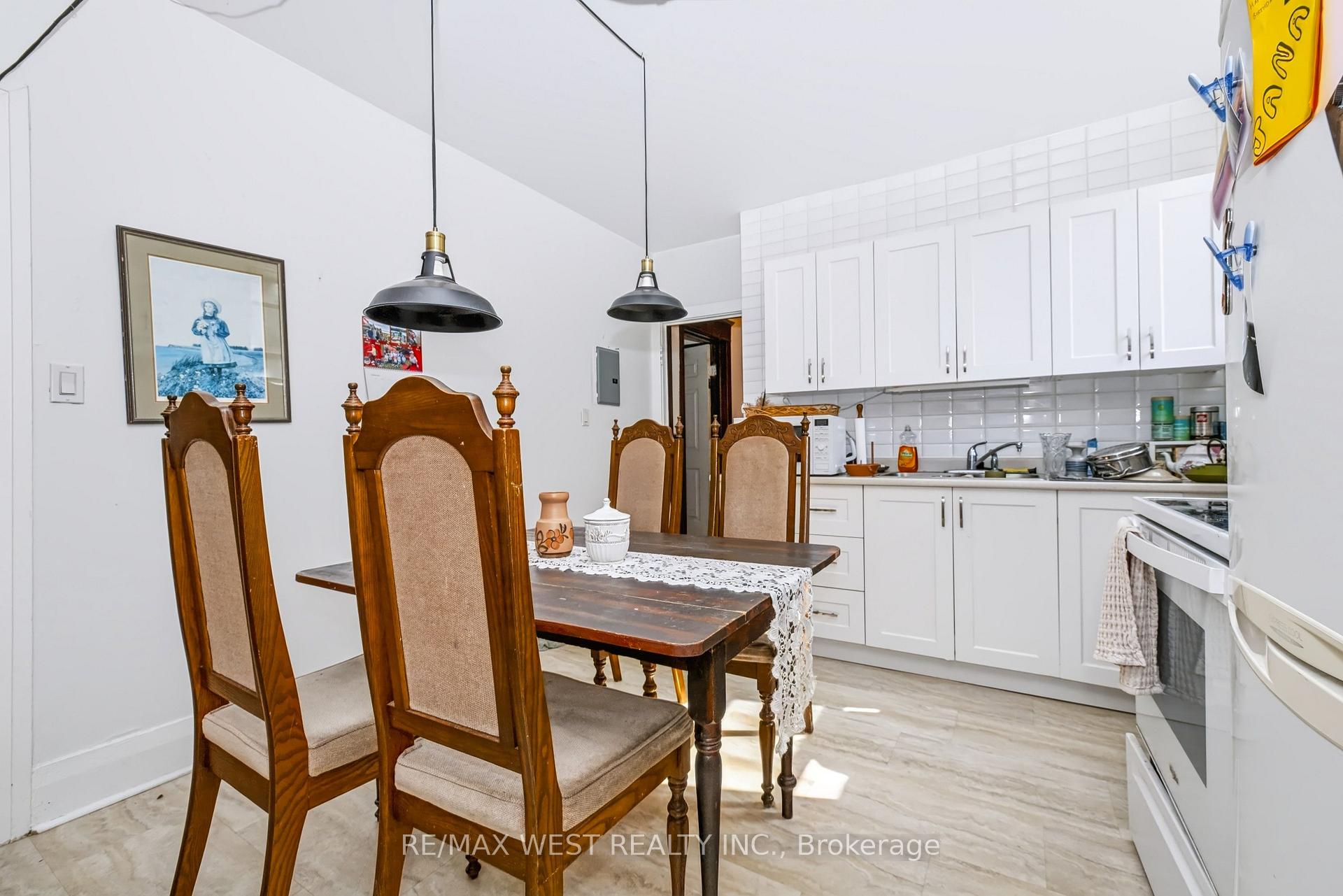 Photo 19 of 68 Beaty Avenue, Toronto, South Parkdale — HOMEH