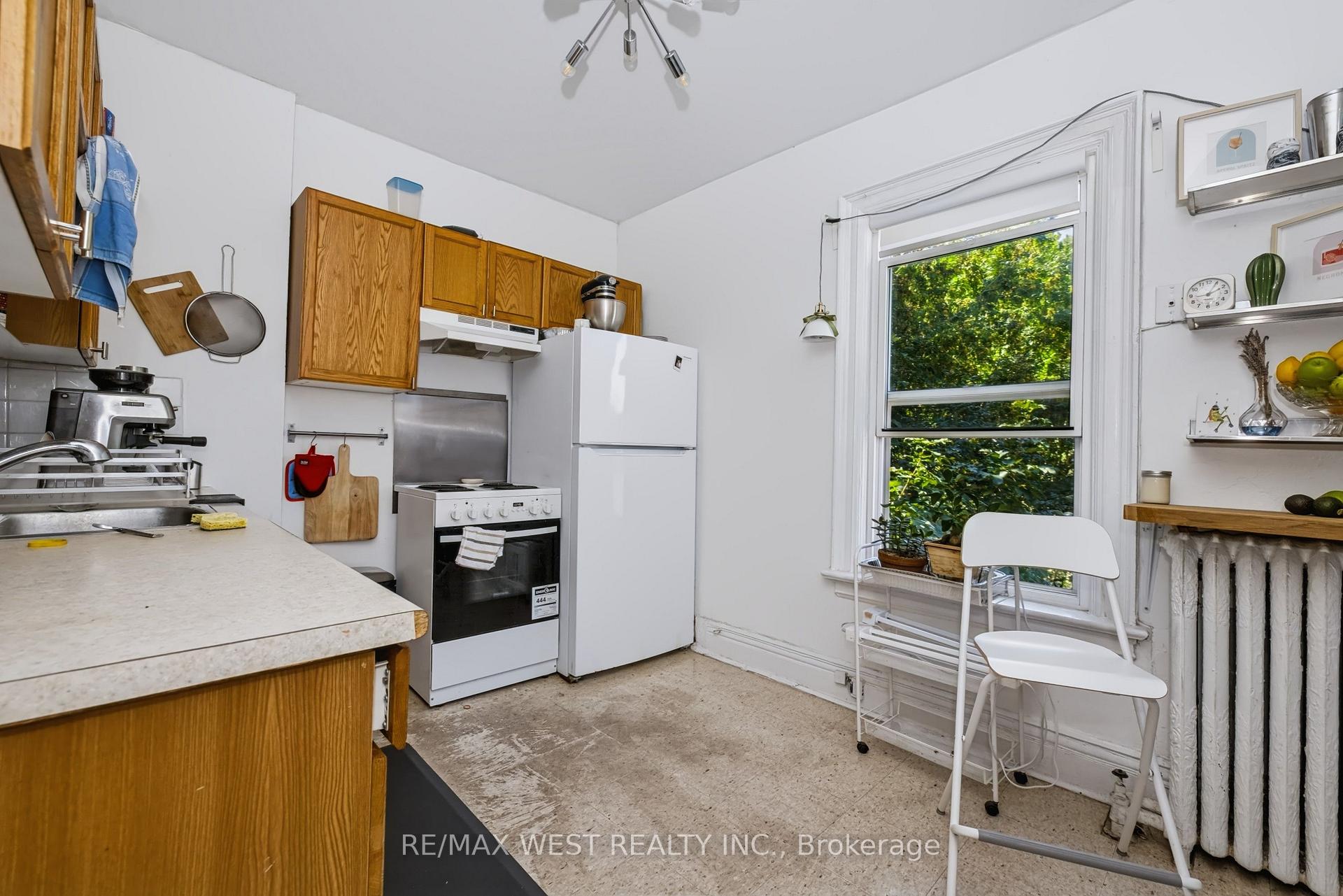Photo 31 of 68 Beaty Avenue, Toronto, South Parkdale — HOMEH