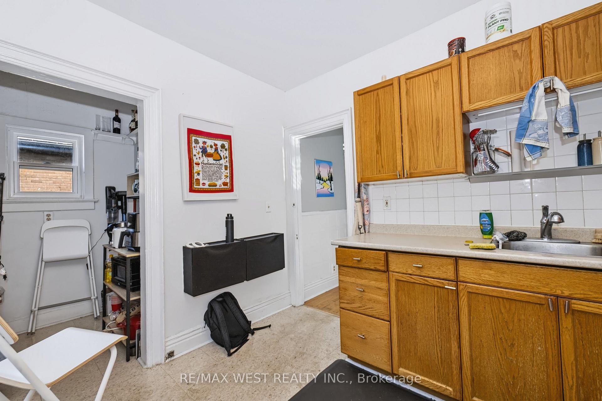 Photo 32 of 68 Beaty Avenue, Toronto, South Parkdale — HOMEH