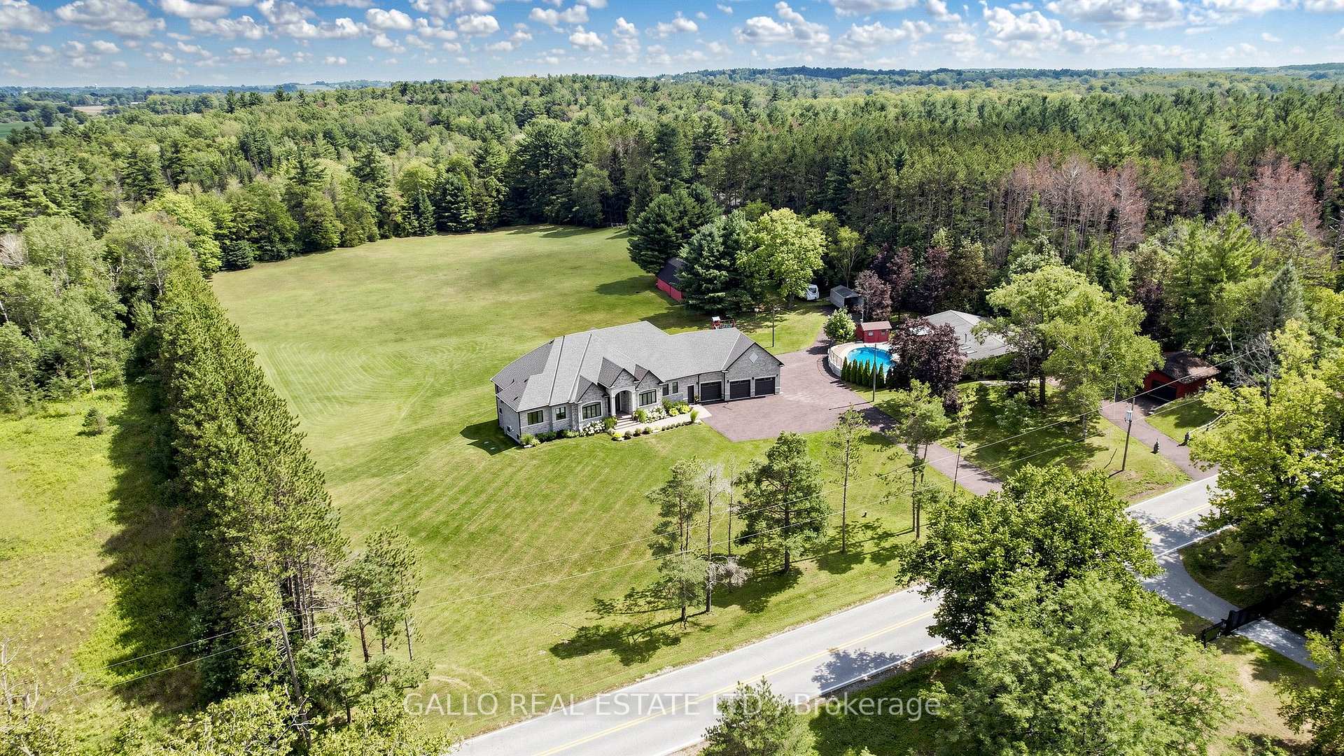 Photo of 18865 Kennedy Road