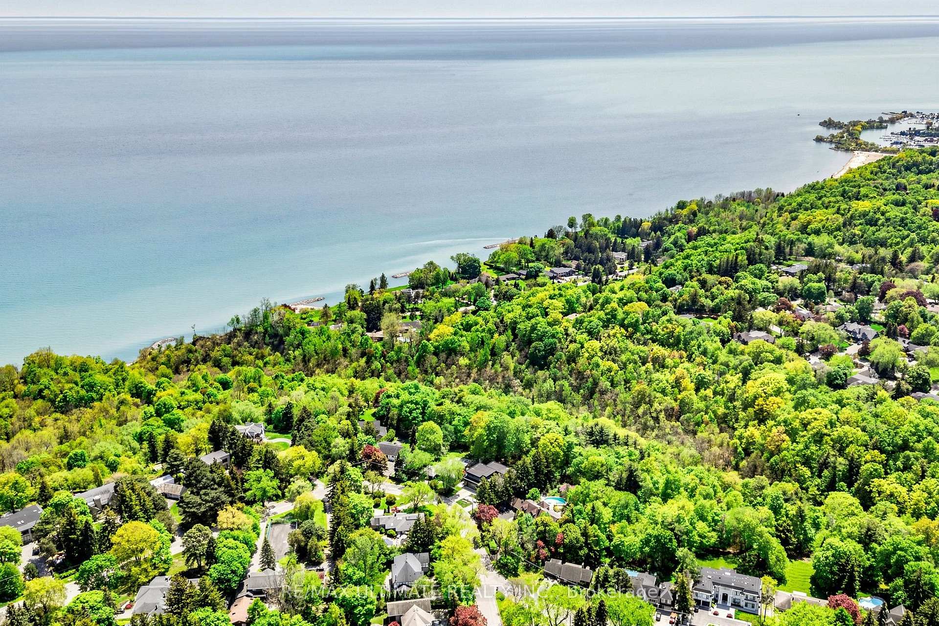 Photo 1 of 25 Bellehaven Crescent, Scarborough, Scarborough Village — HOMEH