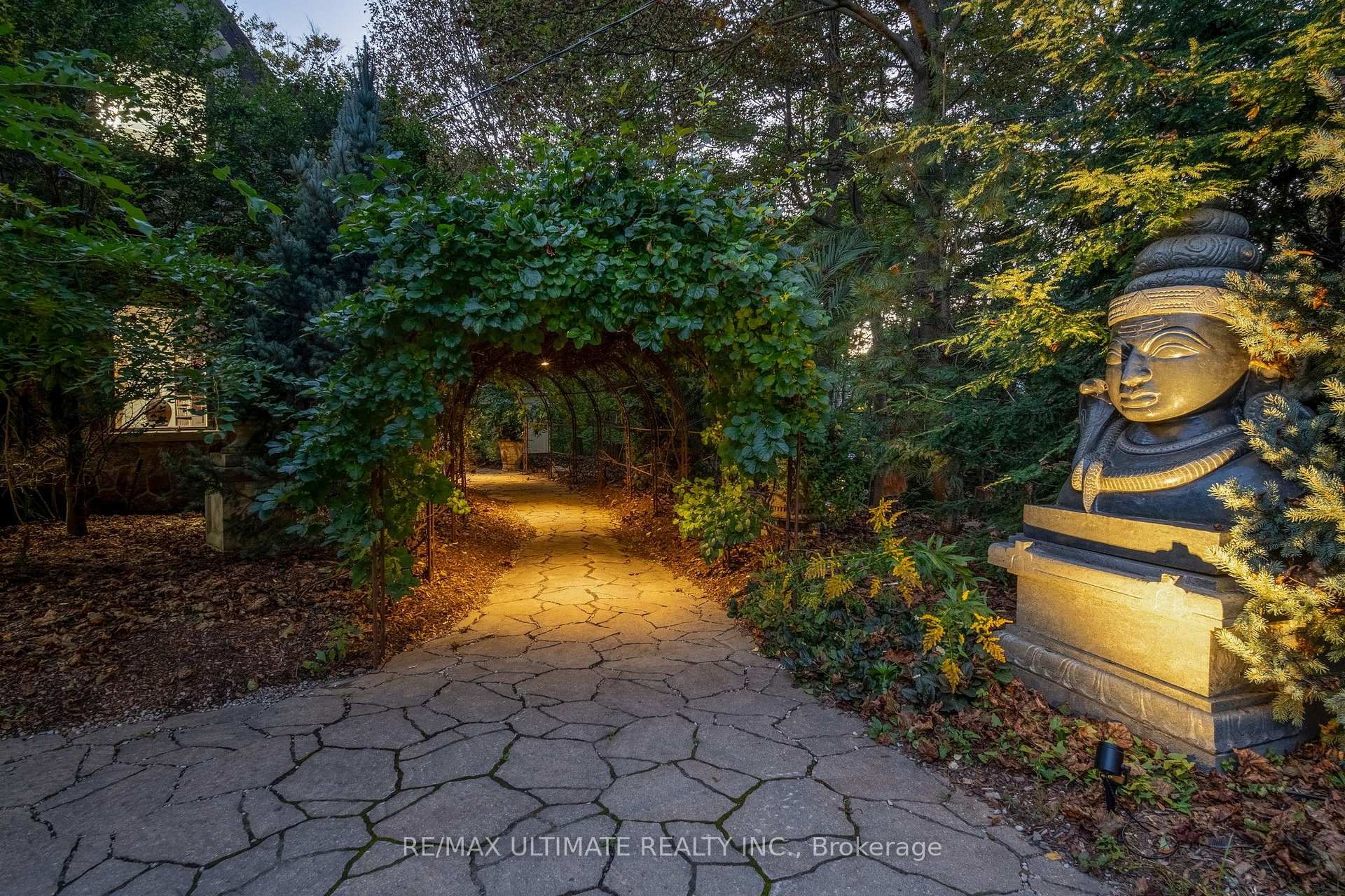 Photo 77 of 25 Bellehaven Crescent, Scarborough, Scarborough Village — HOMEH