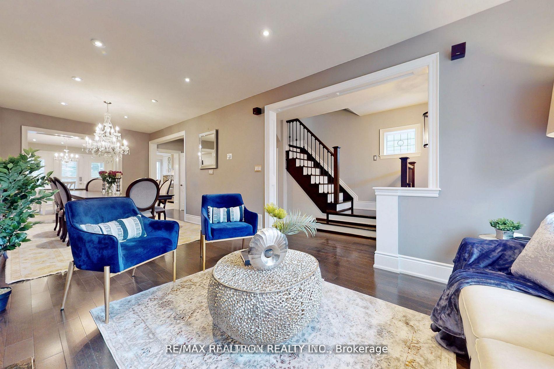 Photo 4 of 183 Blantyre Avenue, Scarborough, Birchcliffe-Cliffside — HOMEH