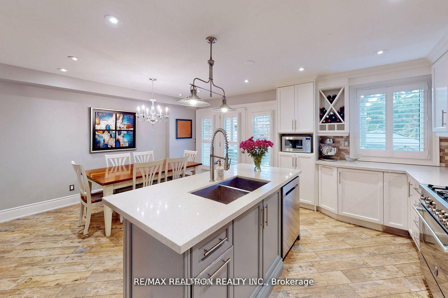 Photo 10 of 183 Blantyre Avenue, Scarborough, Birchcliffe-Cliffside — HOMEH