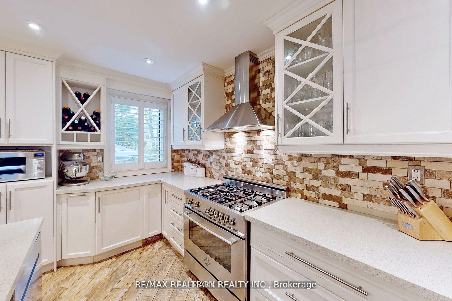 Photo 12 of 183 Blantyre Avenue, Scarborough, Birchcliffe-Cliffside — HOMEH