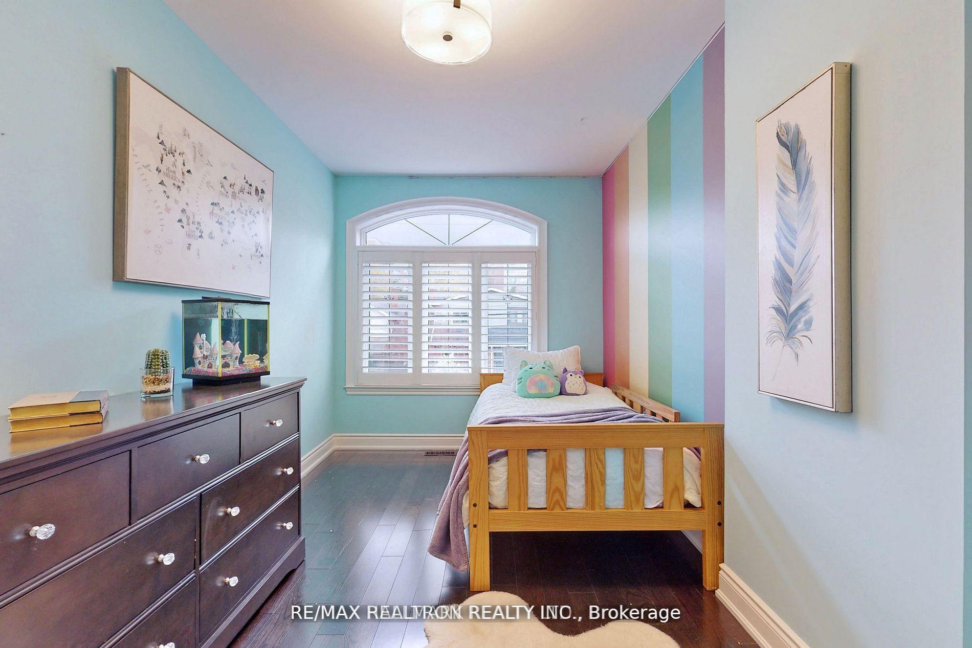 Photo 22 of 183 Blantyre Avenue, Scarborough, Birchcliffe-Cliffside — HOMEH