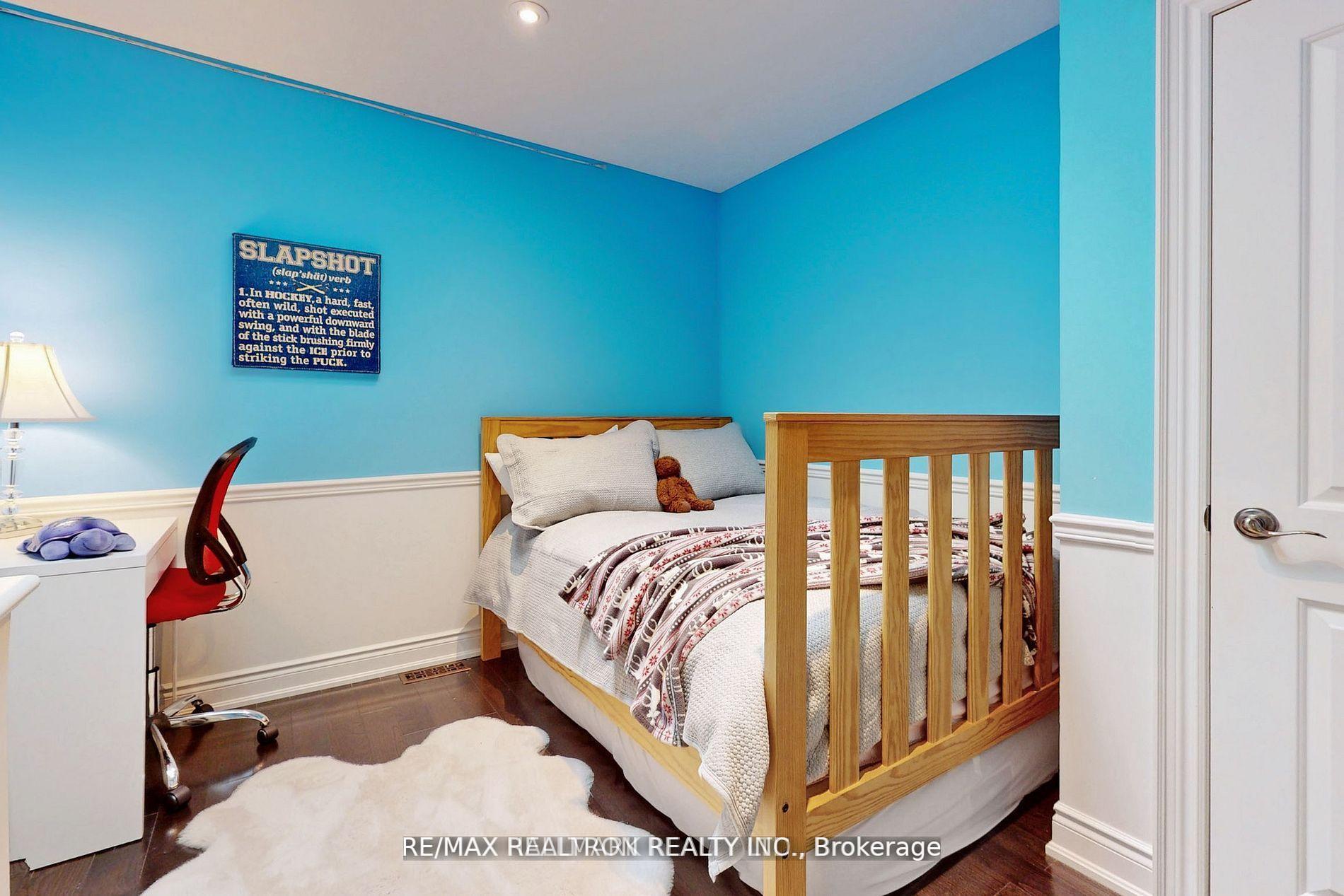 Photo 25 of 183 Blantyre Avenue, Scarborough, Birchcliffe-Cliffside — HOMEH