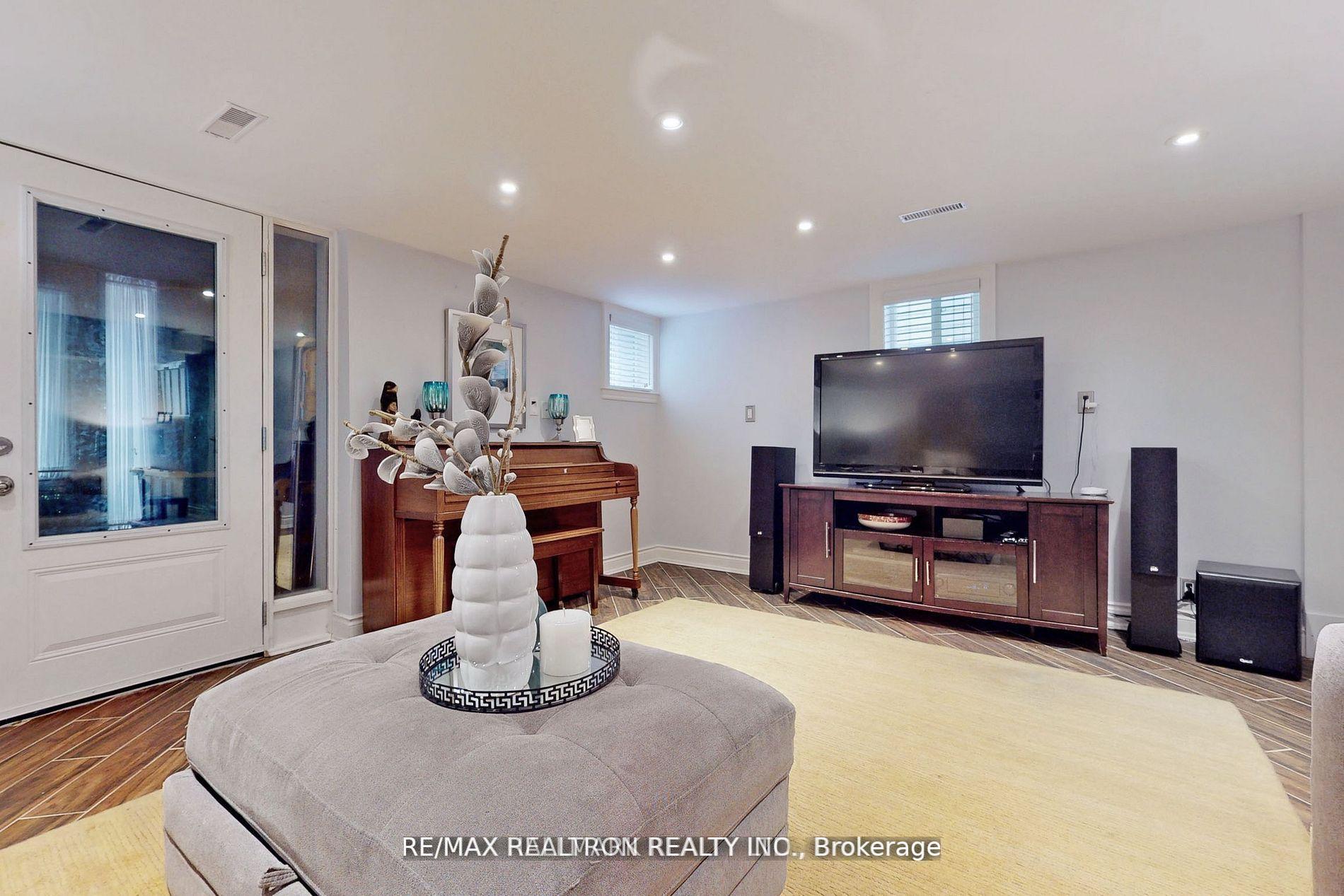 Photo 29 of 183 Blantyre Avenue, Scarborough, Birchcliffe-Cliffside — HOMEH