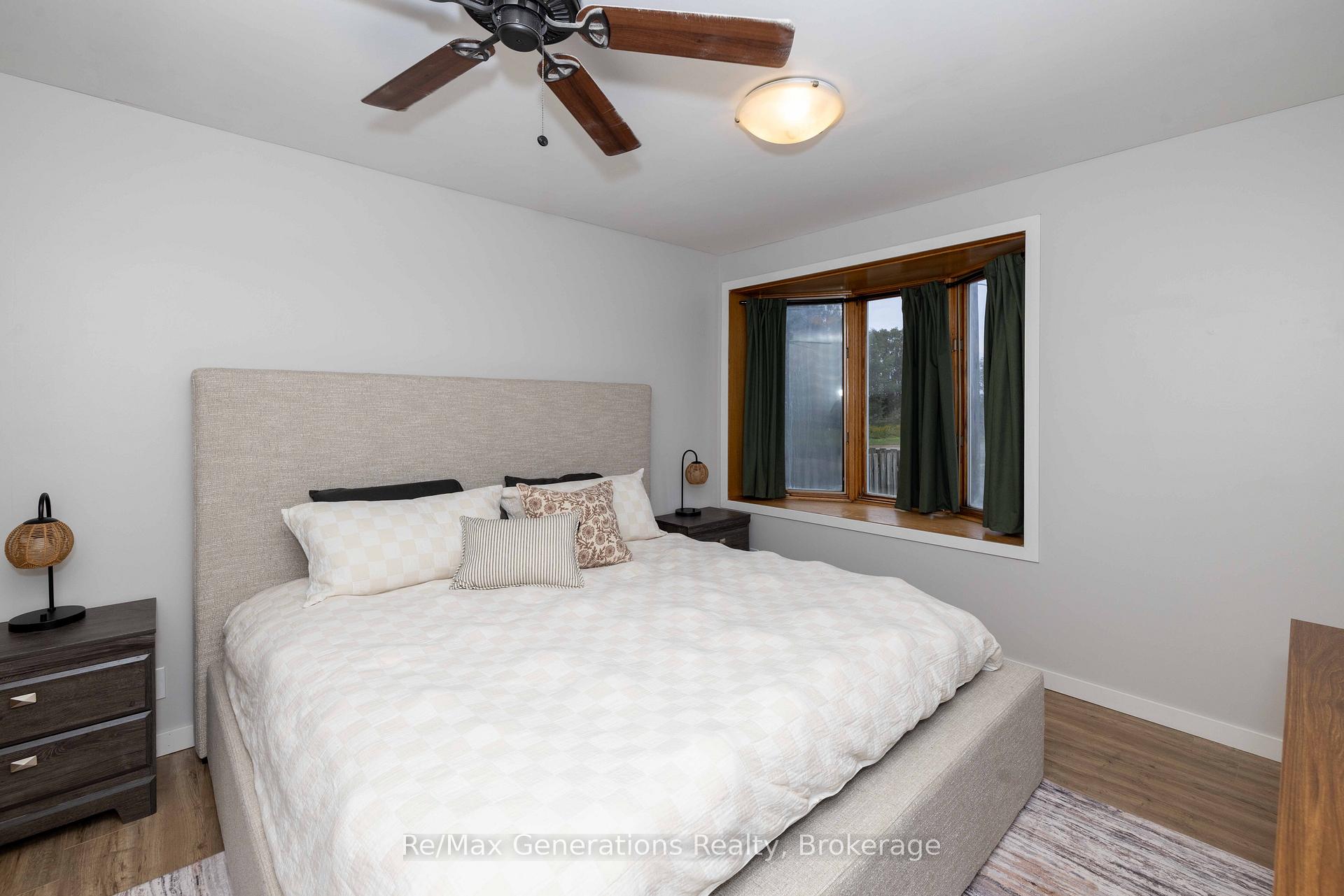Photo 8 of 559 Empire Avenue E, Thunder Bay, Westfort — HOMEH