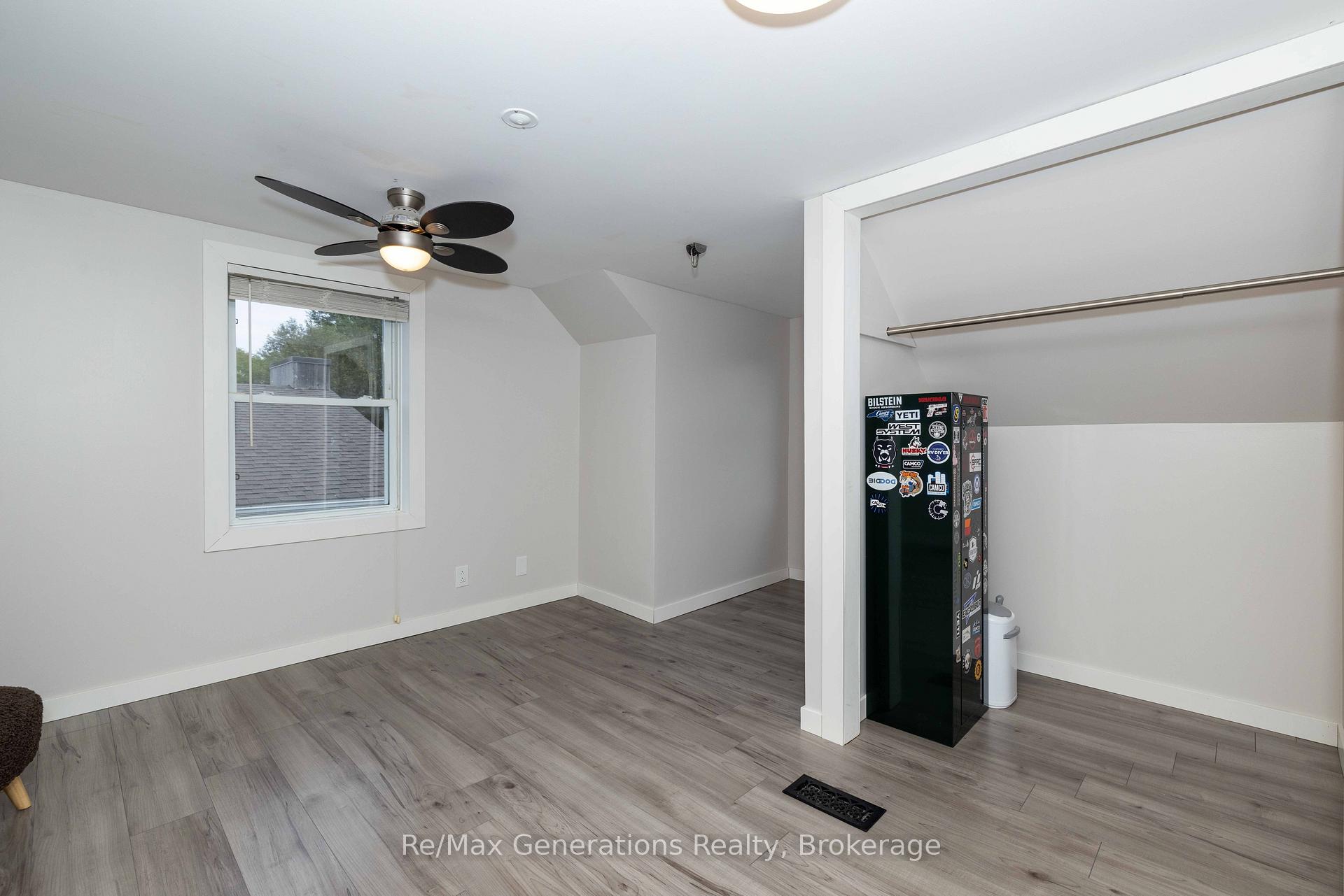 Photo 14 of 559 Empire Avenue E, Thunder Bay, Westfort — HOMEH