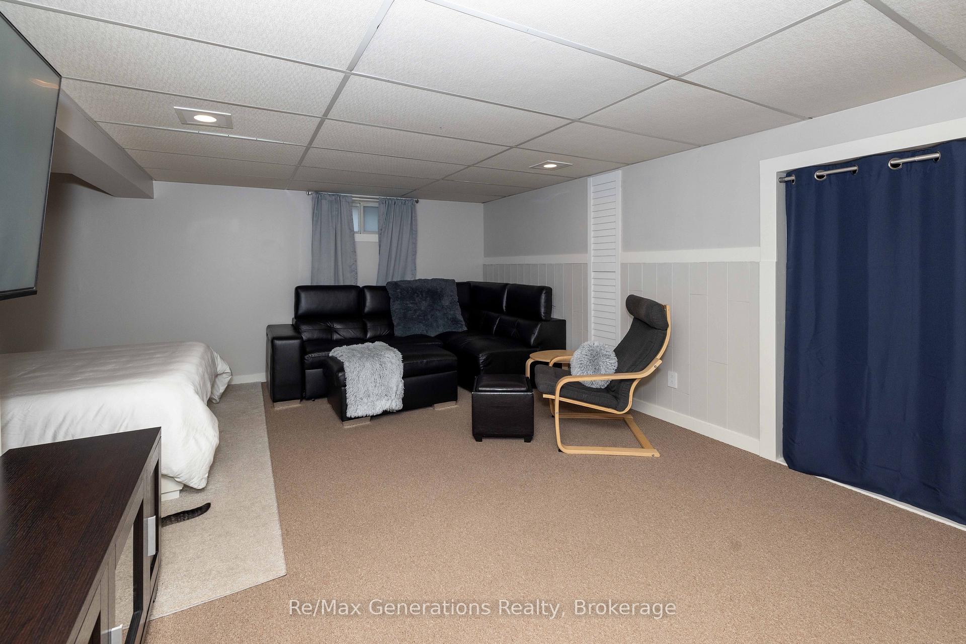 Photo 20 of 559 Empire Avenue E, Thunder Bay, Westfort — HOMEH