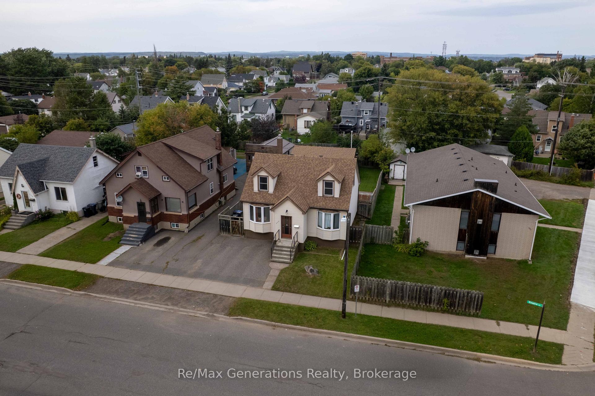 Photo 29 of 559 Empire Avenue E, Thunder Bay, Westfort — HOMEH