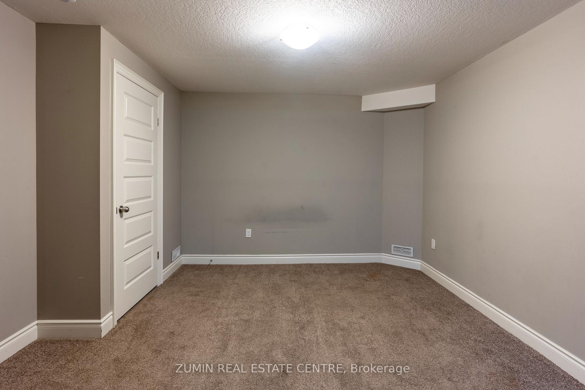 Photo 26 of Unit 10, 35 Chatfield Street, Ingersoll, Ingersoll - South — HOMEH