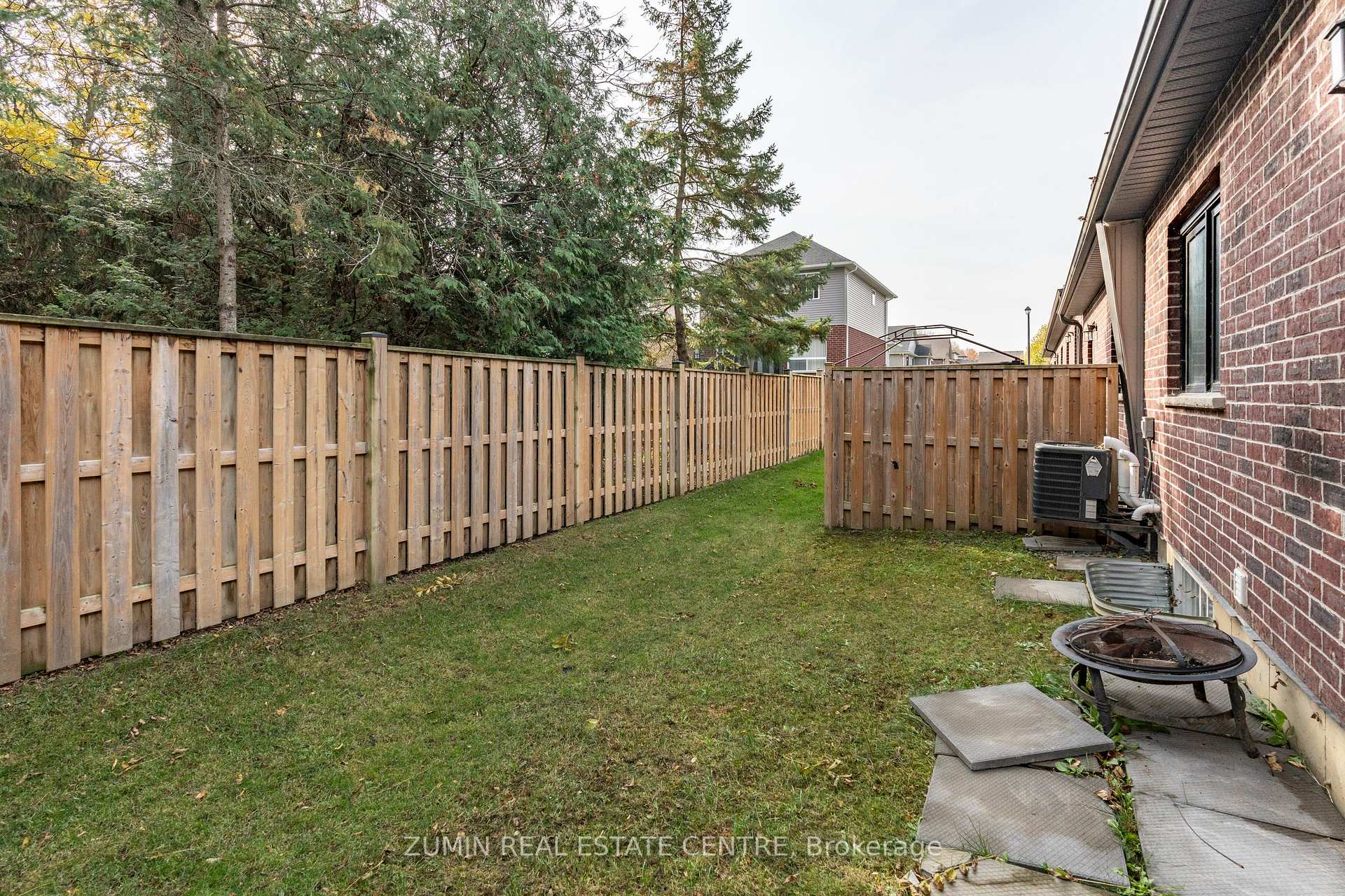 Photo 32 of Unit 10, 35 Chatfield Street, Ingersoll, Ingersoll - South — HOMEH