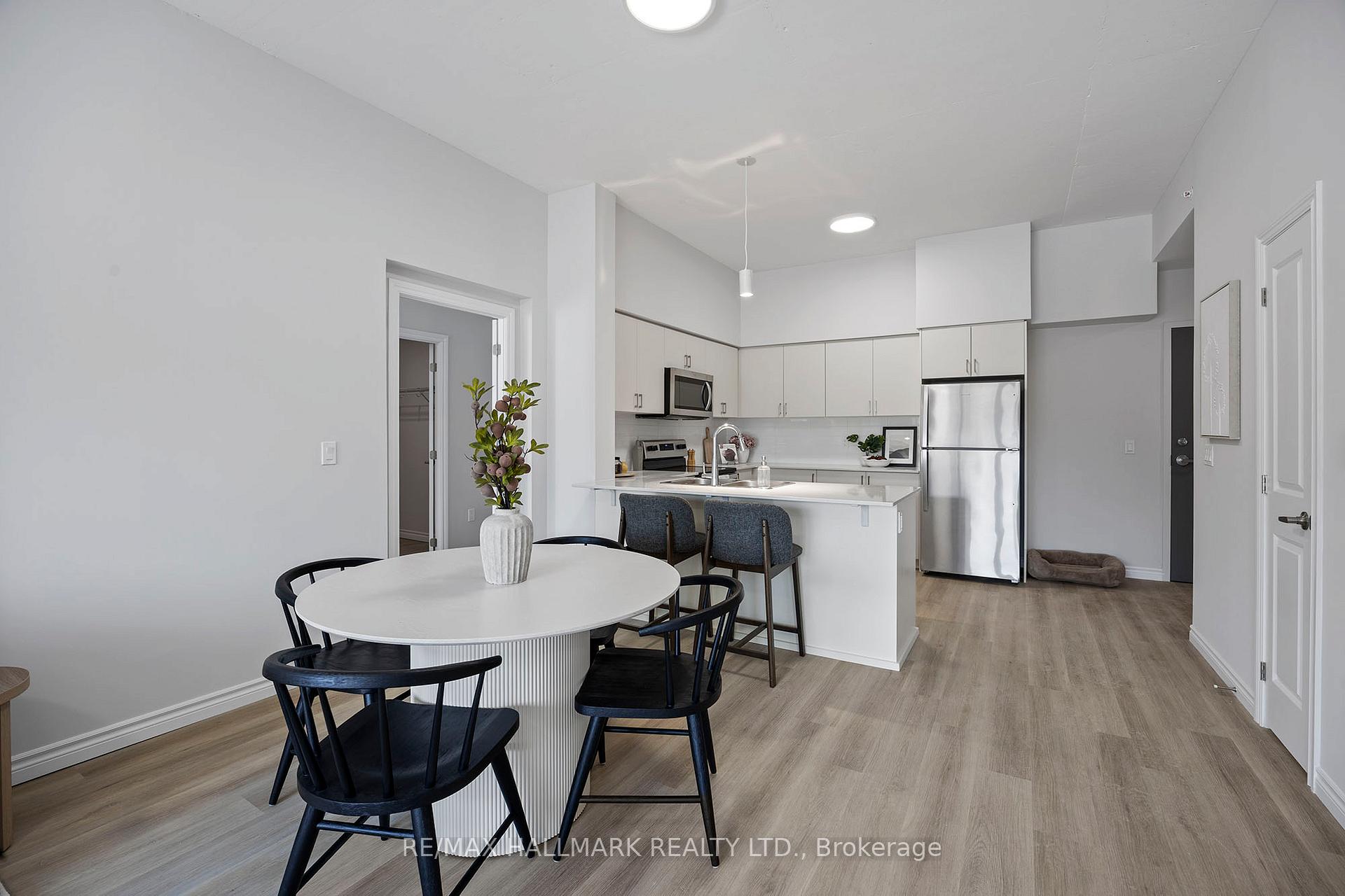 Photo 16 of Unit 506, 70 Dean Avenue, Barrie, Painswick South — HOMEH