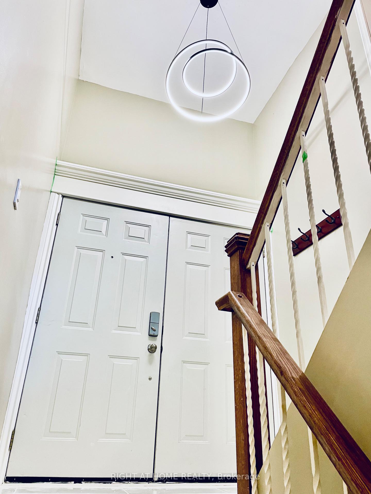 Photo 15 of 6 Beechcroft Circle, Barrie, Cundles East — HOMEH