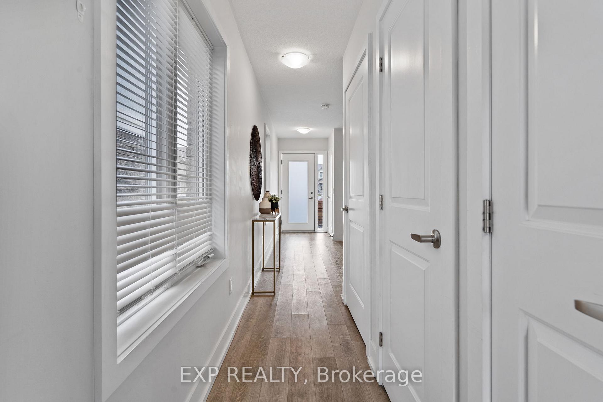 Photo 3 of Unit 6, 115 Shoreview Place, Hamilton, Lakeshore — HOMEH