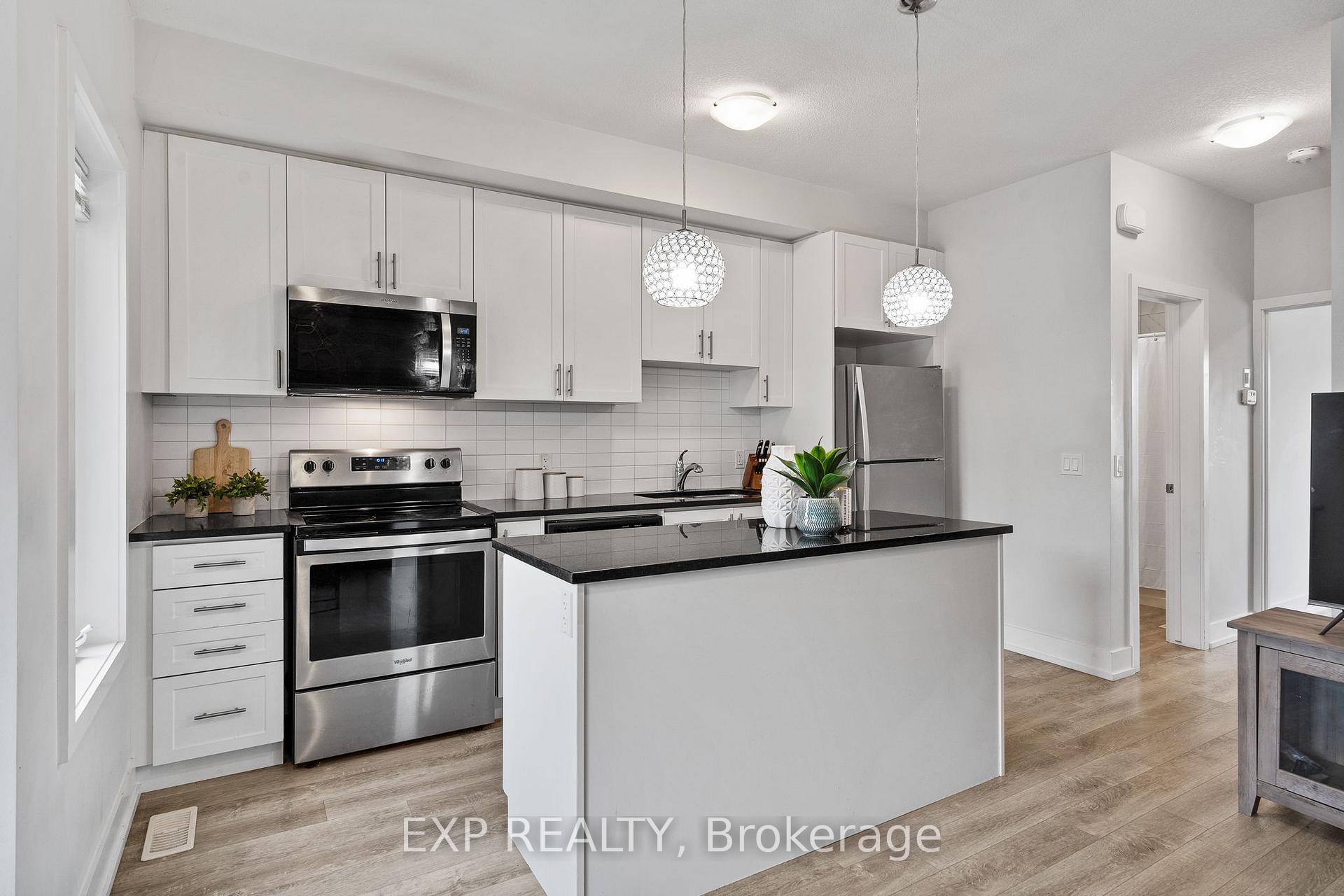 Photo 8 of Unit 6, 115 Shoreview Place, Hamilton, Lakeshore — HOMEH