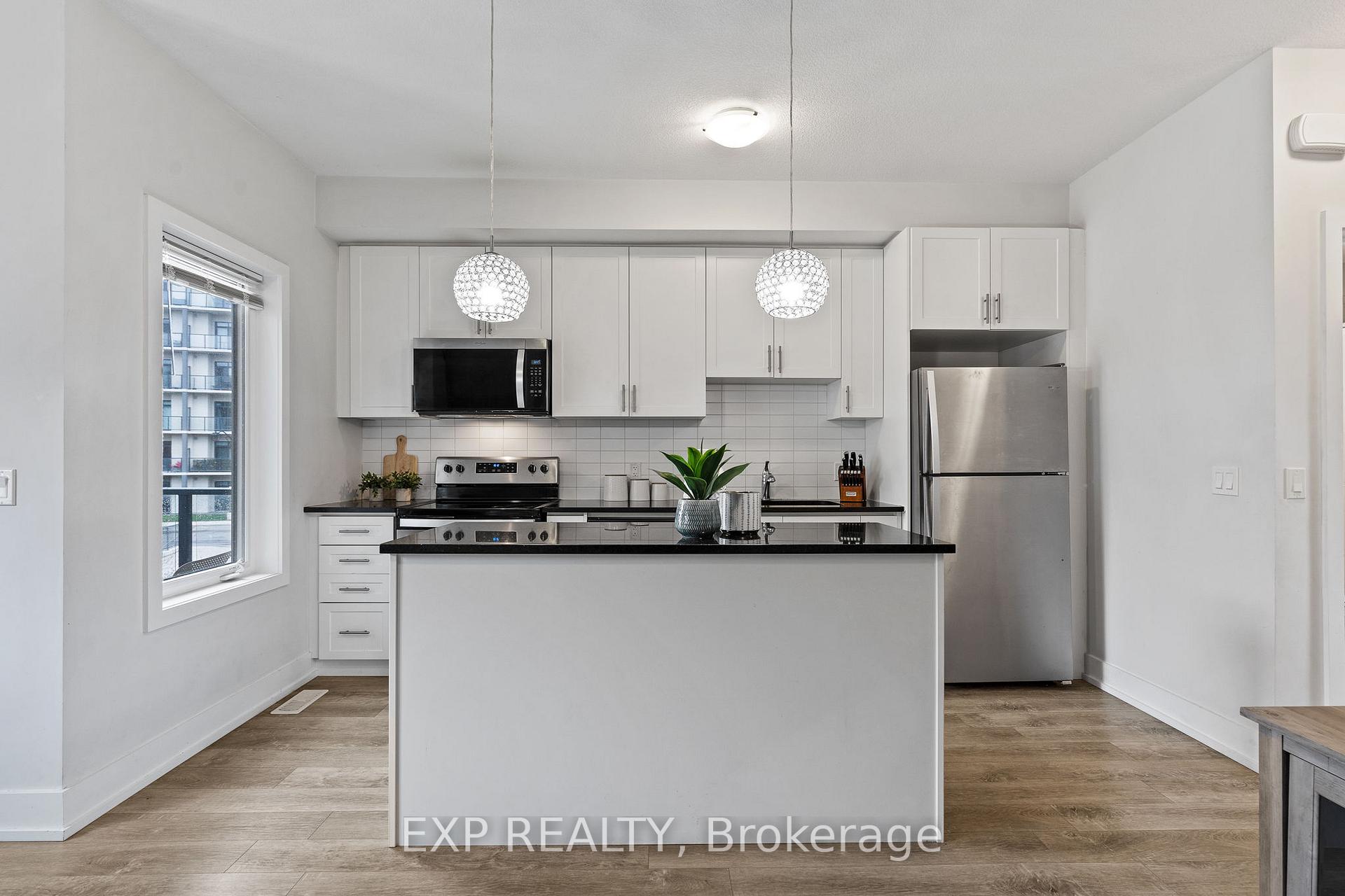Photo 9 of Unit 6, 115 Shoreview Place, Hamilton, Lakeshore — HOMEH