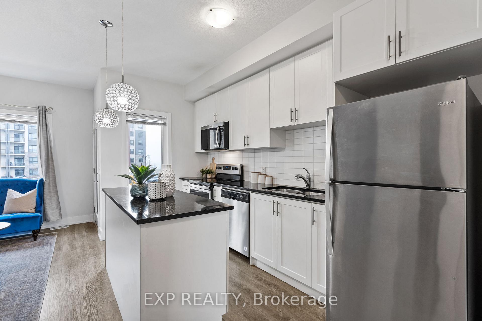 Photo 10 of Unit 6, 115 Shoreview Place, Hamilton, Lakeshore — HOMEH