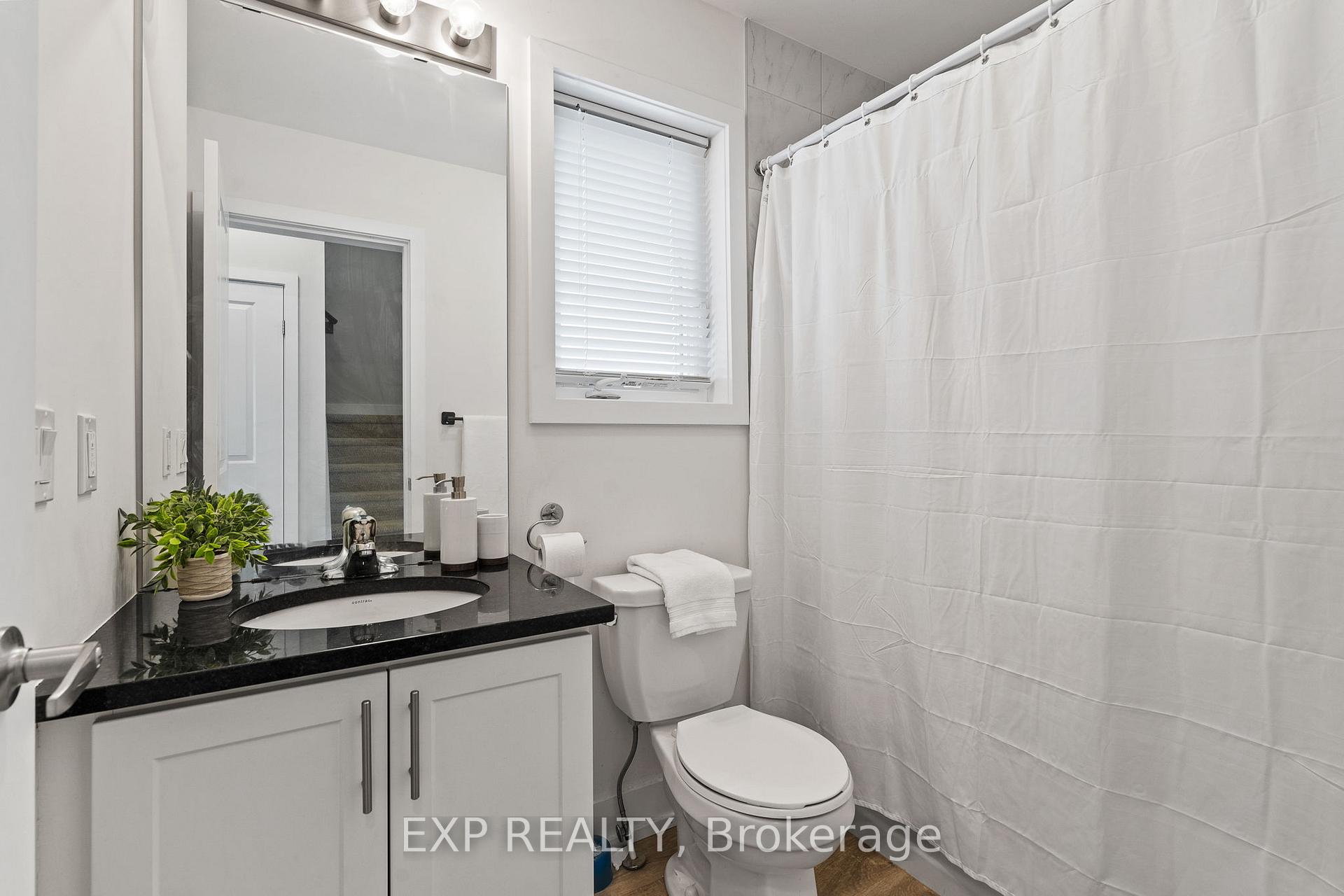 Photo 11 of Unit 6, 115 Shoreview Place, Hamilton, Lakeshore — HOMEH