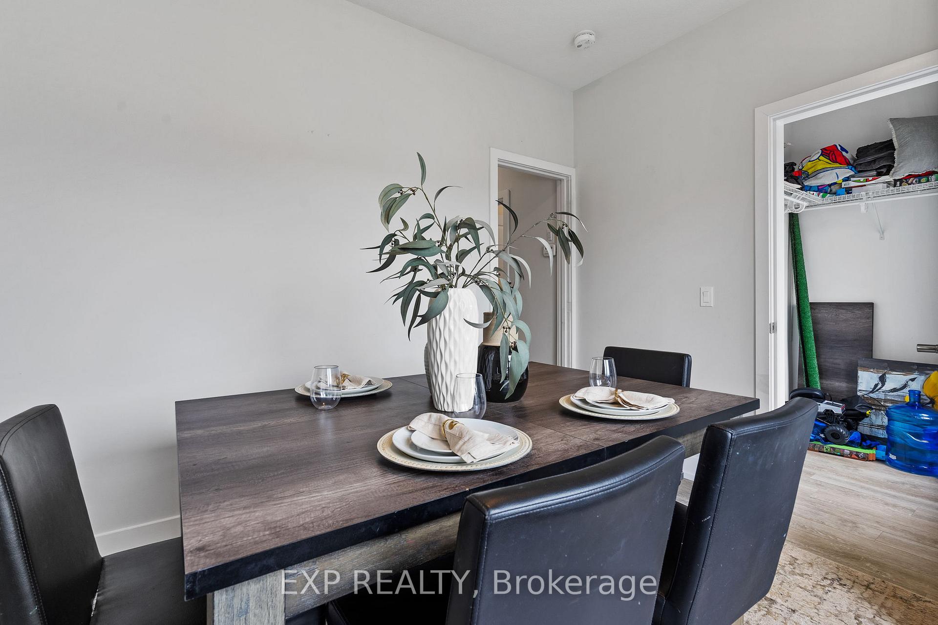 Photo 14 of Unit 6, 115 Shoreview Place, Hamilton, Lakeshore — HOMEH
