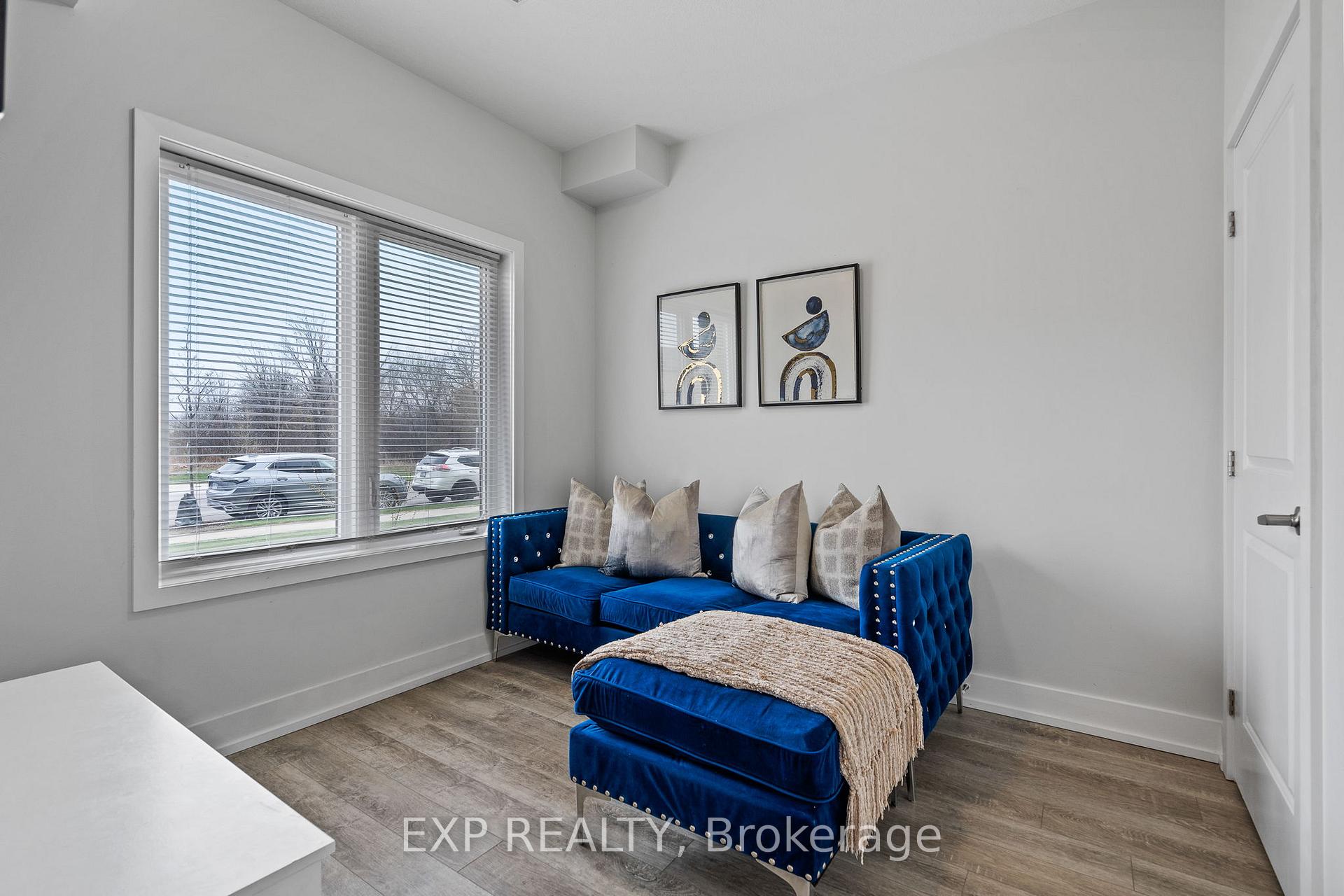 Photo 24 of Unit 6, 115 Shoreview Place, Hamilton, Lakeshore — HOMEH