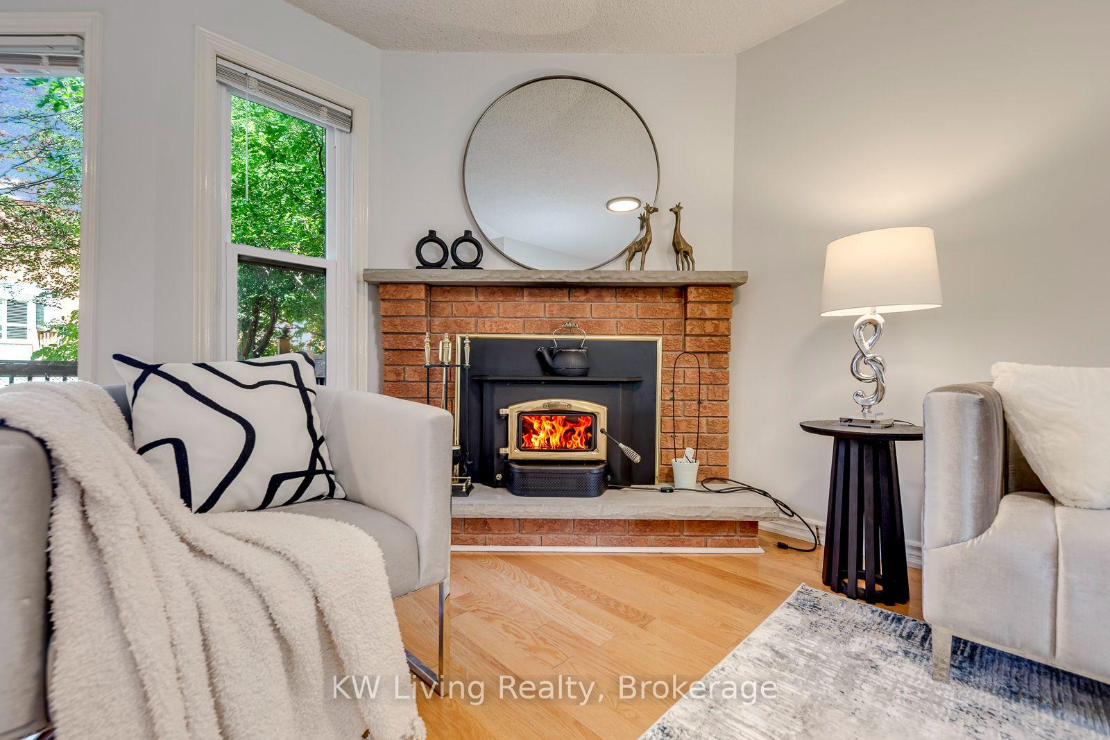 Photo 21 of 531 Avonwick Avenue, Mississauga, Hurontario — HOMEH