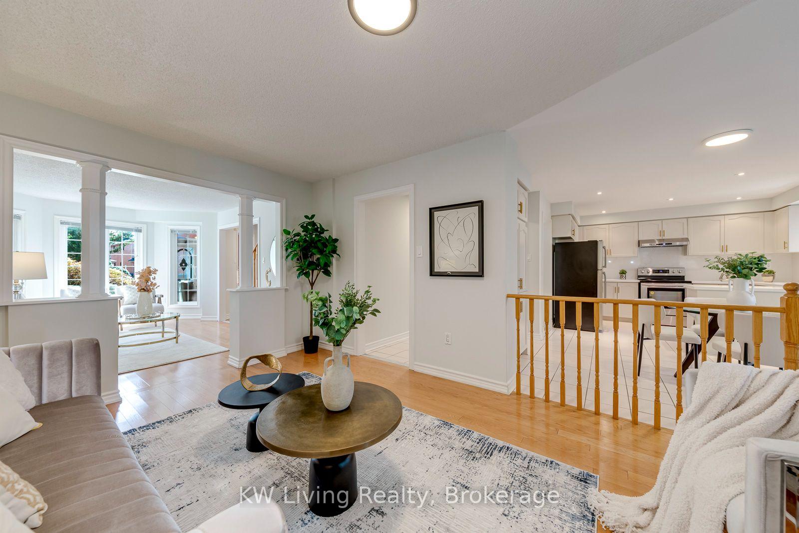 Photo 22 of 531 Avonwick Avenue, Mississauga, Hurontario — HOMEH