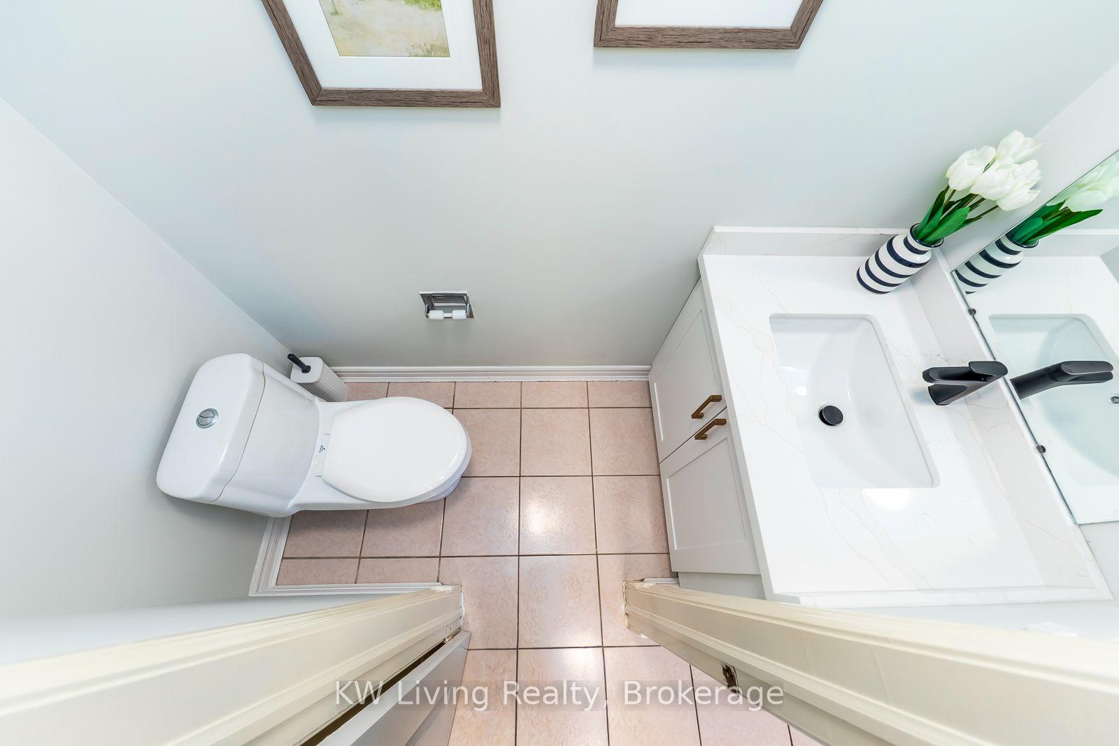 Photo 29 of 531 Avonwick Avenue, Mississauga, Hurontario — HOMEH